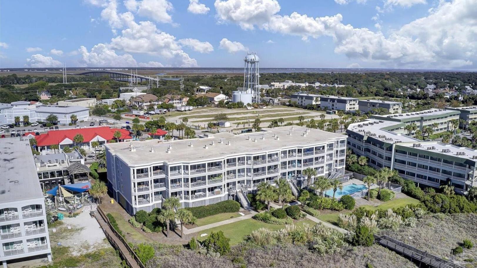 Beachfront 3BDR Condo w Pool Deck Ocean Views Ocean Blvd 102 by AvantStay