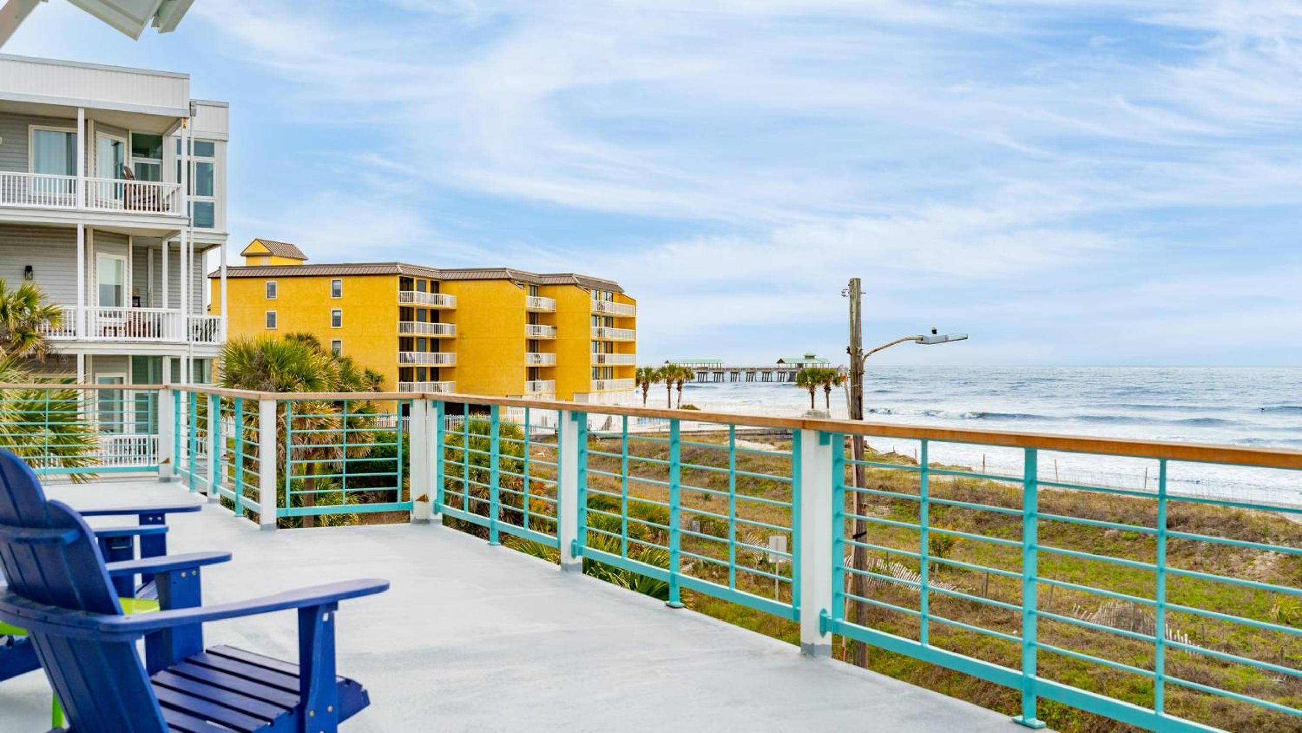 Beachfront Home w Pool Ocean Views Charleston Access Big Turtle
