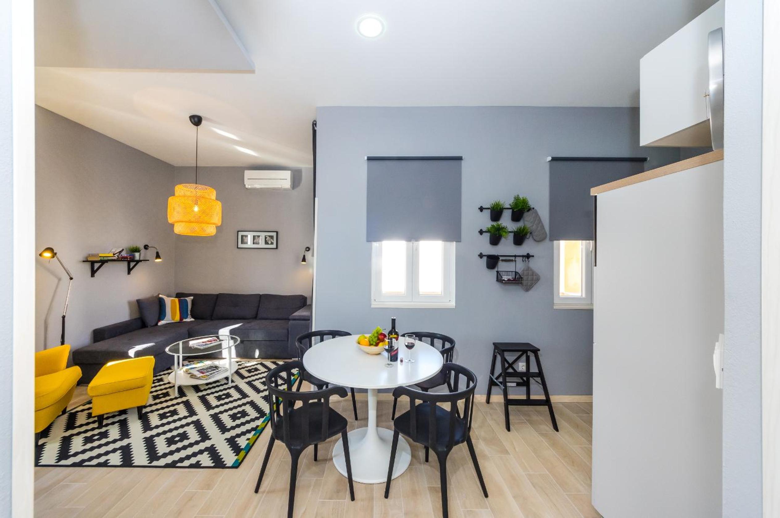 Harbour Lounge Apartment