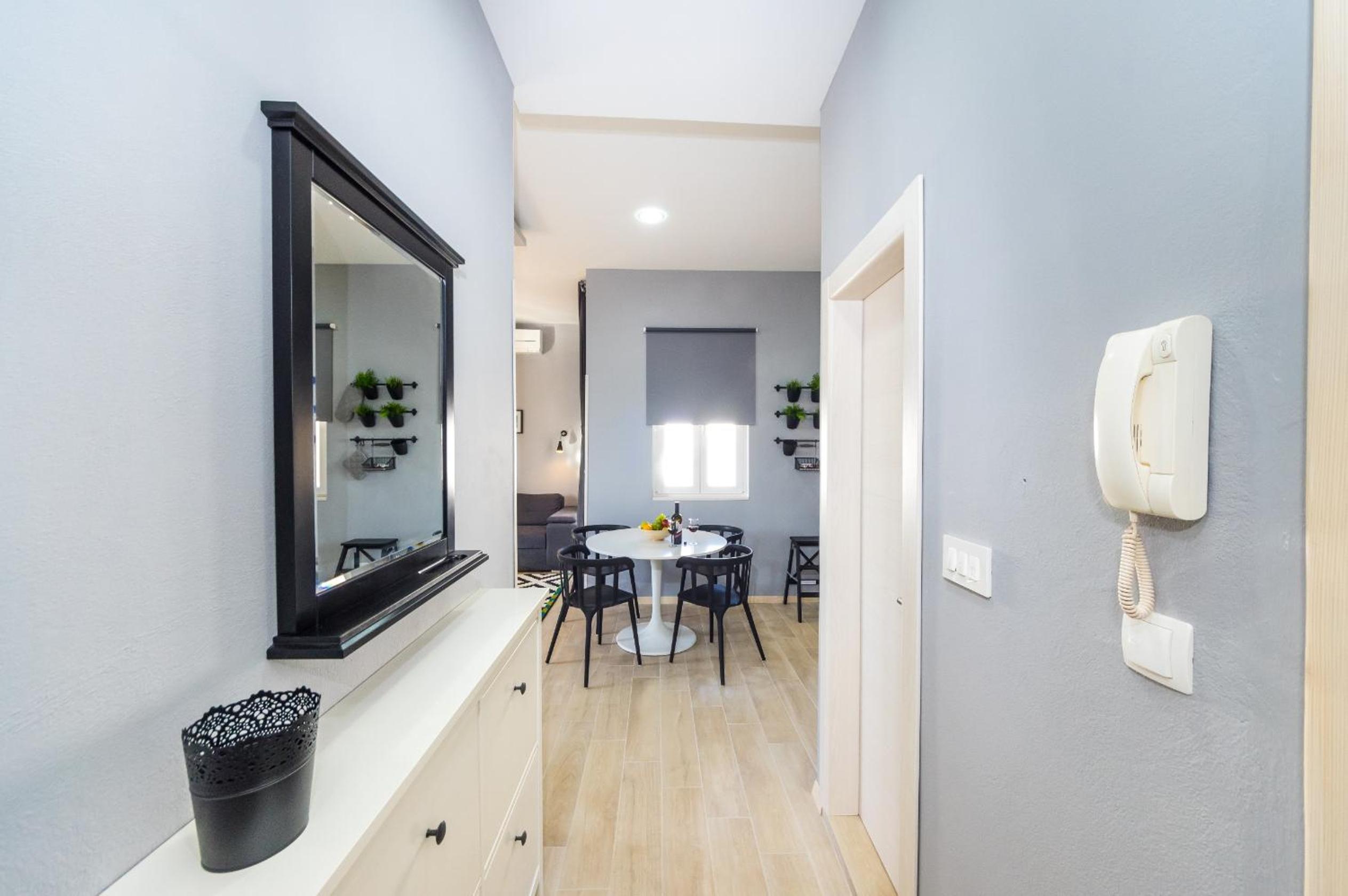 Harbour Lounge Apartment — photo 24