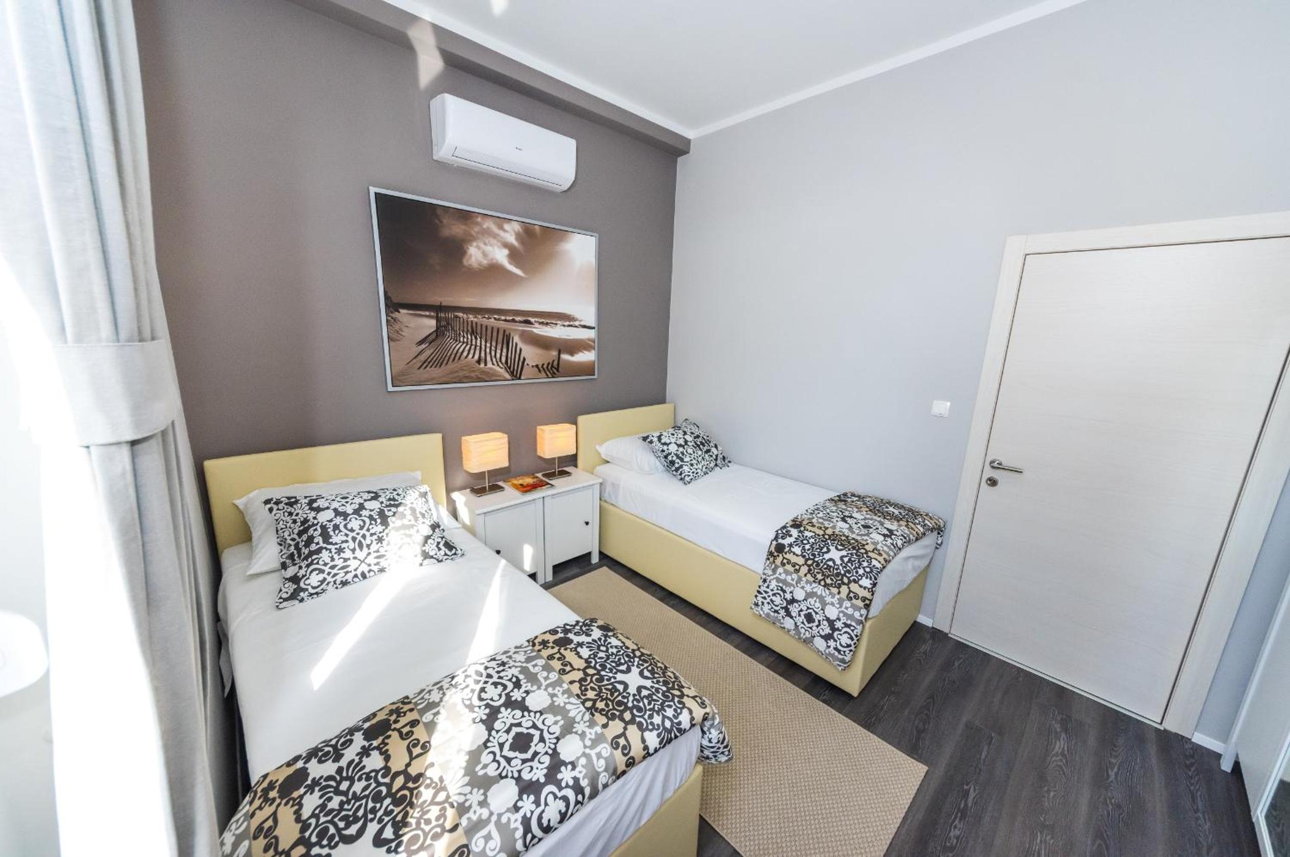 Harbour Lounge Apartment — photo 23