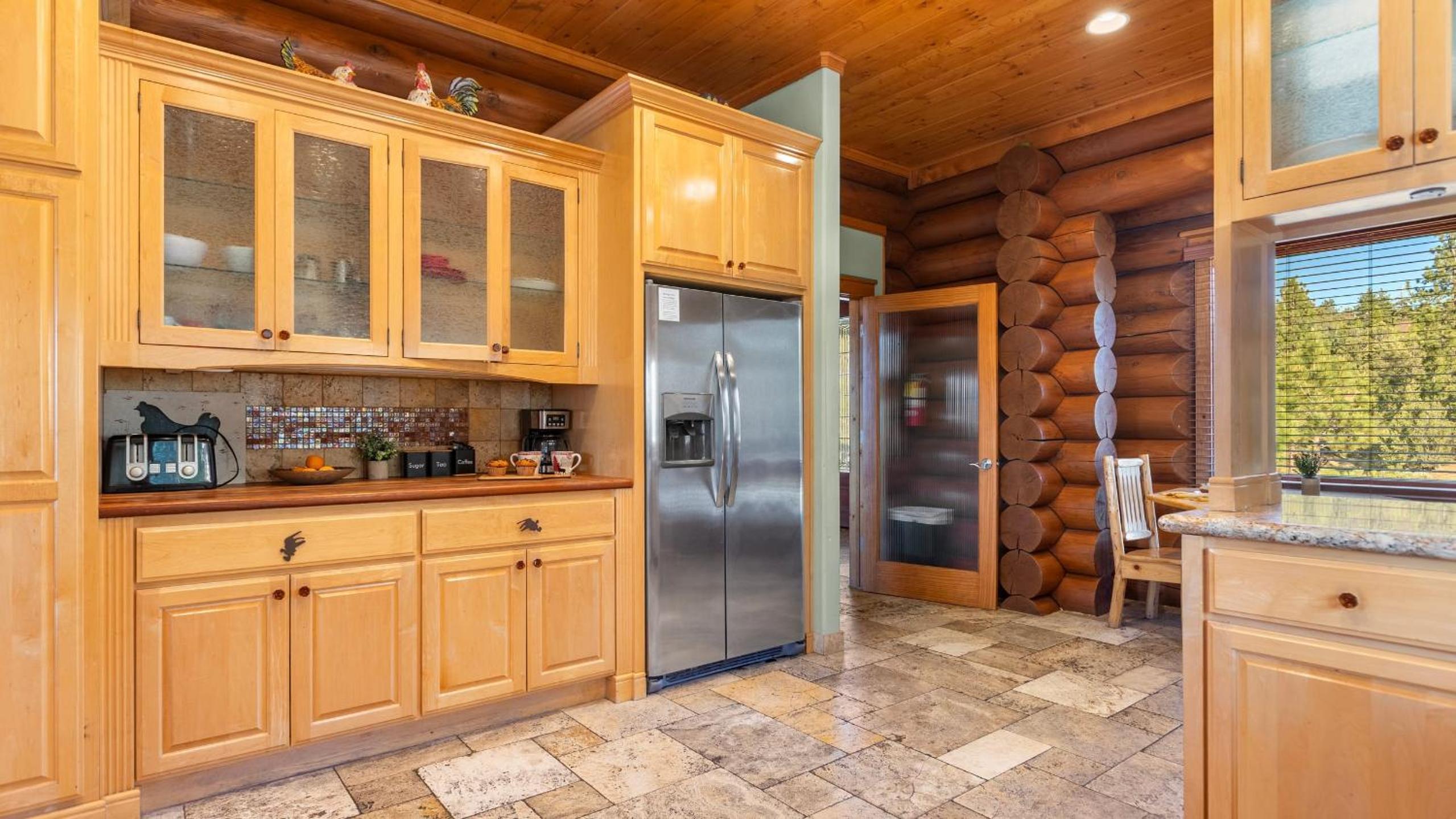 Sleeps 27 2 Homes Near the Lake Hot Tub Views Castle Glen Estates