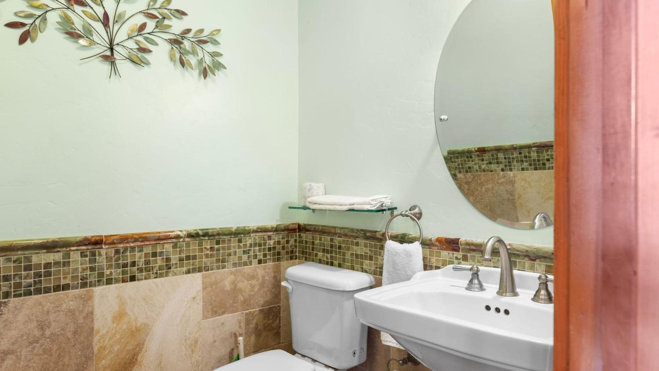 Sleeps 27 2 Homes Near the Lake Hot Tub Views Castle Glen Estates