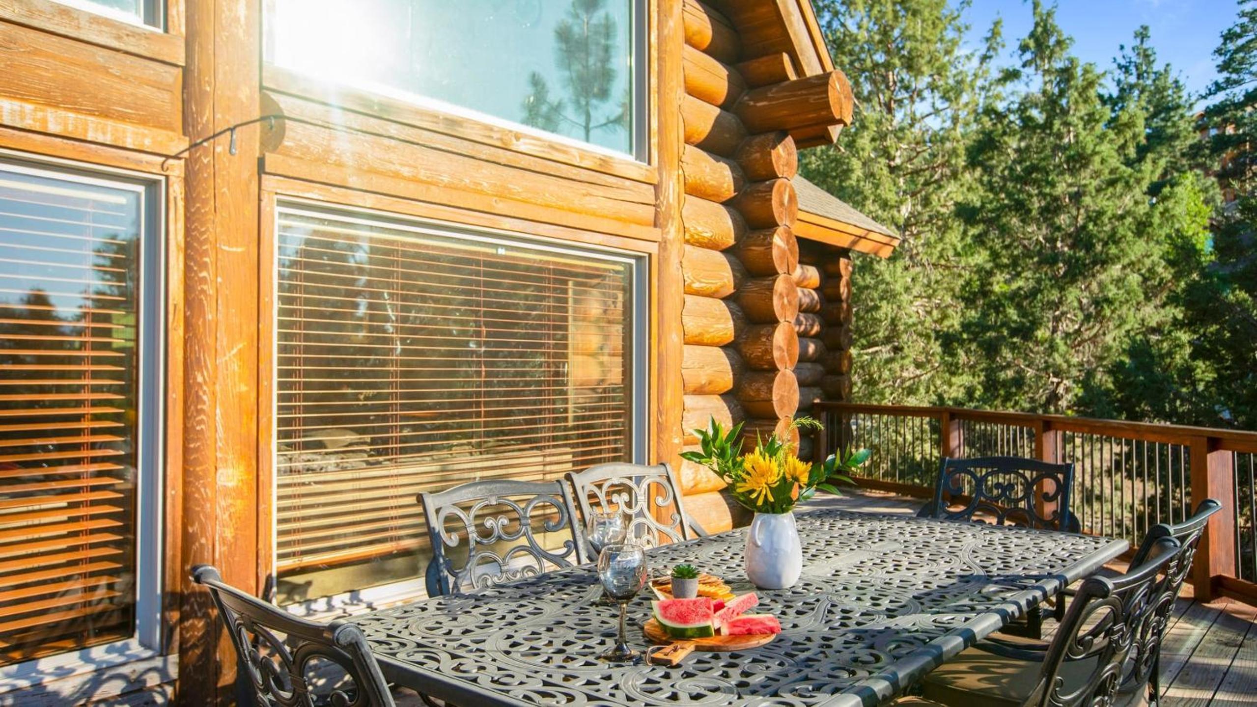 Sleeps 27 2 Homes Near the Lake Hot Tub Views Castle Glen Estates