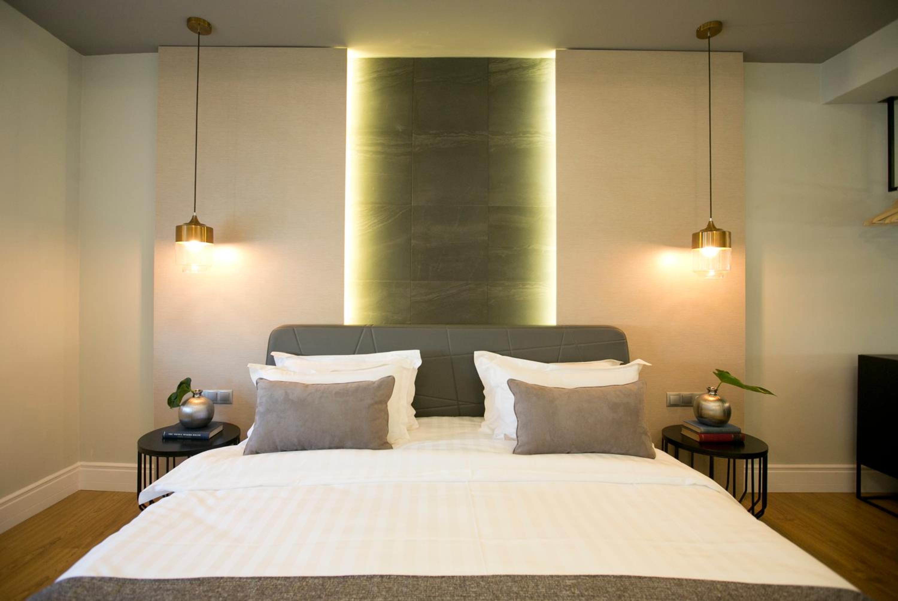 47 Luxury Suites