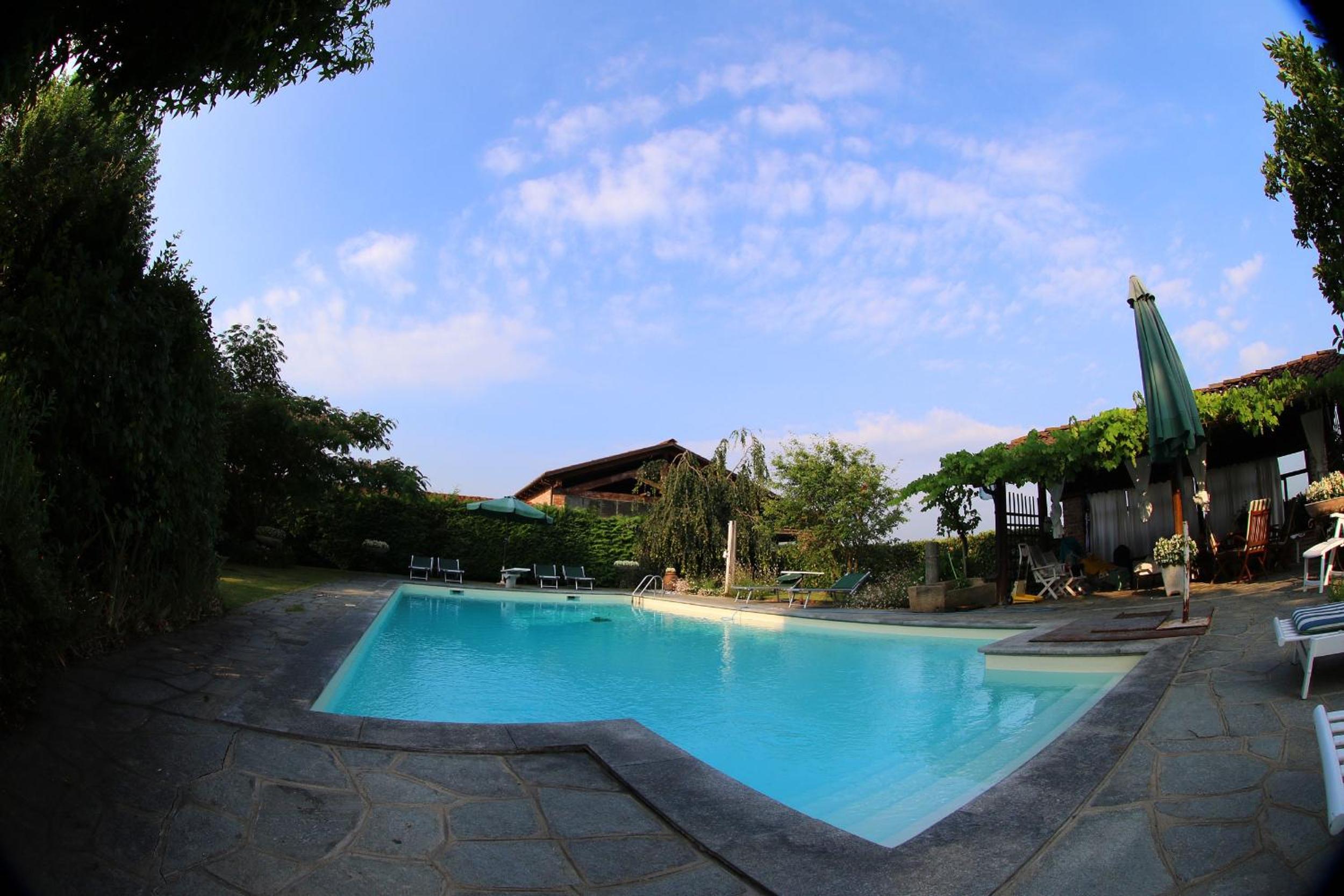 Le Soleil view 3