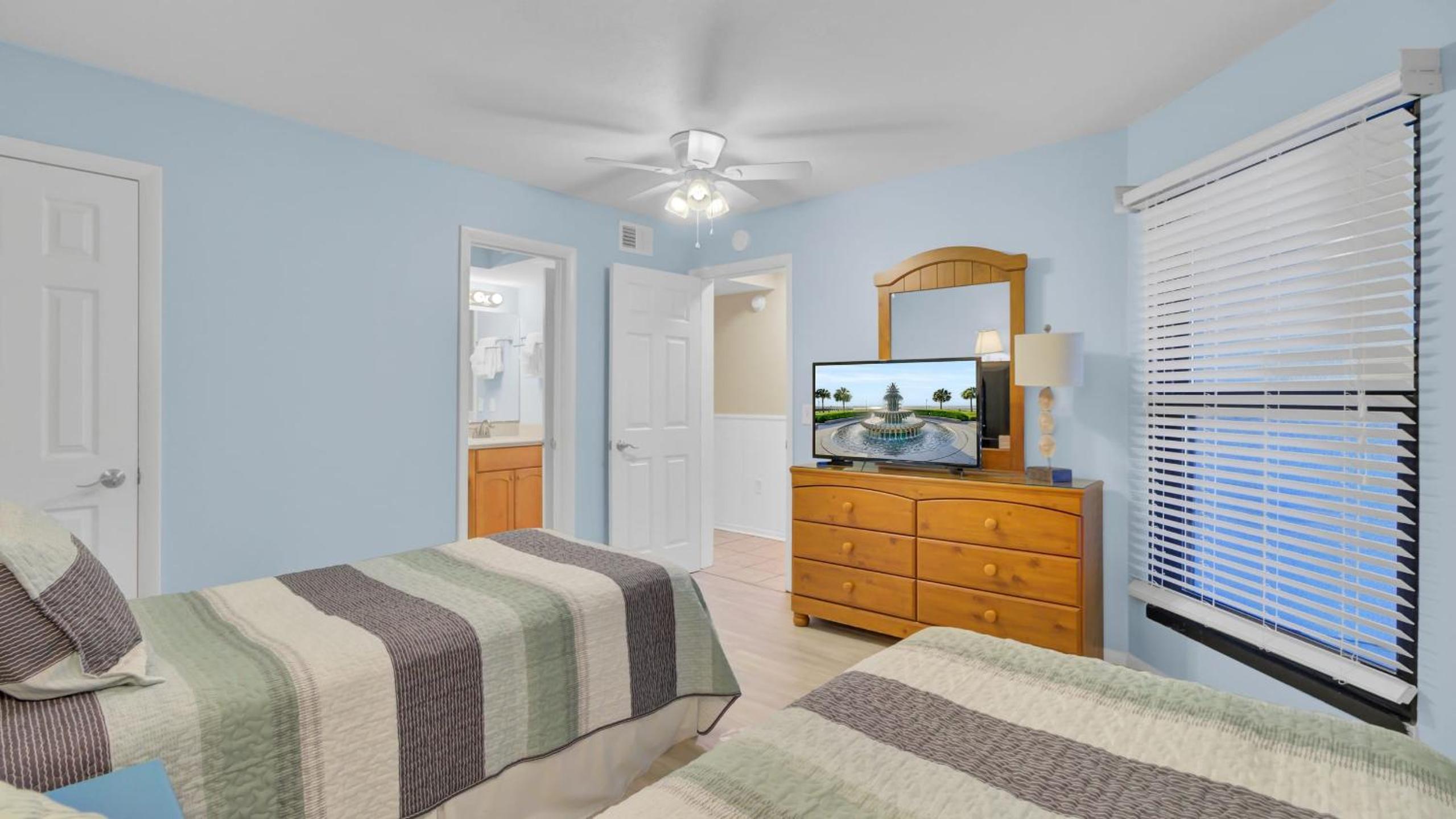 Beachfront Pool Access Balcony w Oceanview 222 D Shipwatch by AvantStay