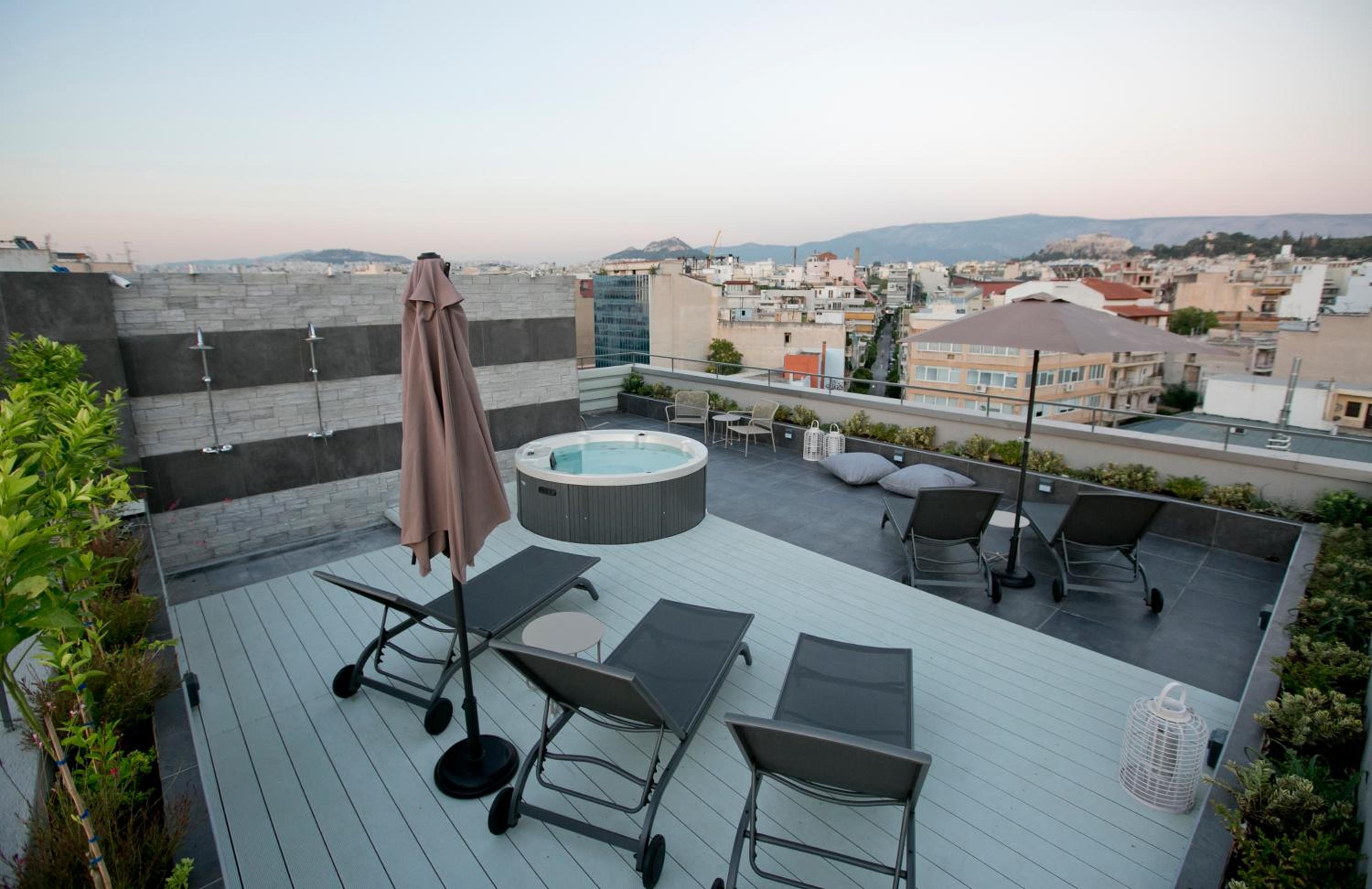 47 Luxury Suites