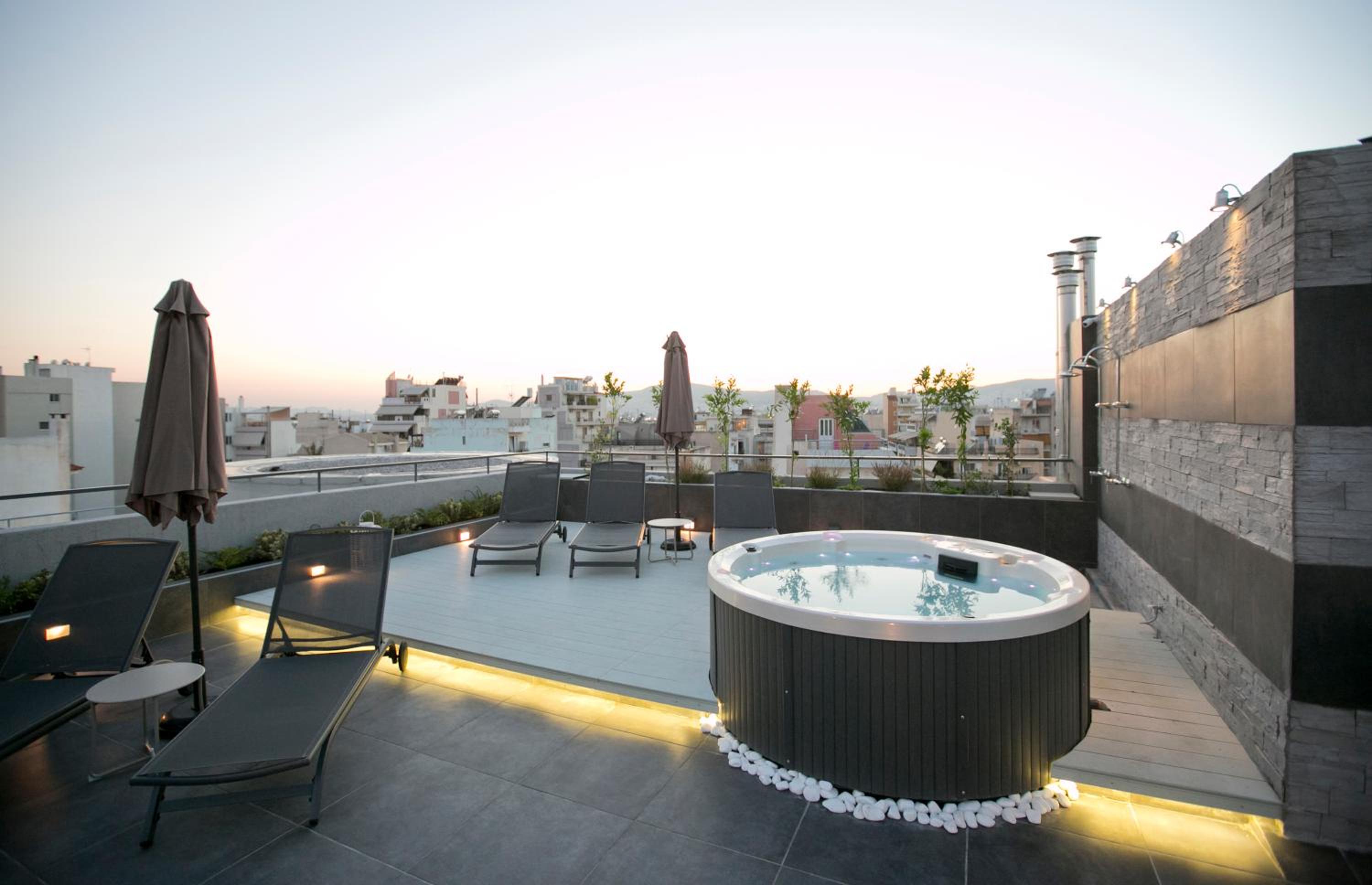 47 Luxury Suites
