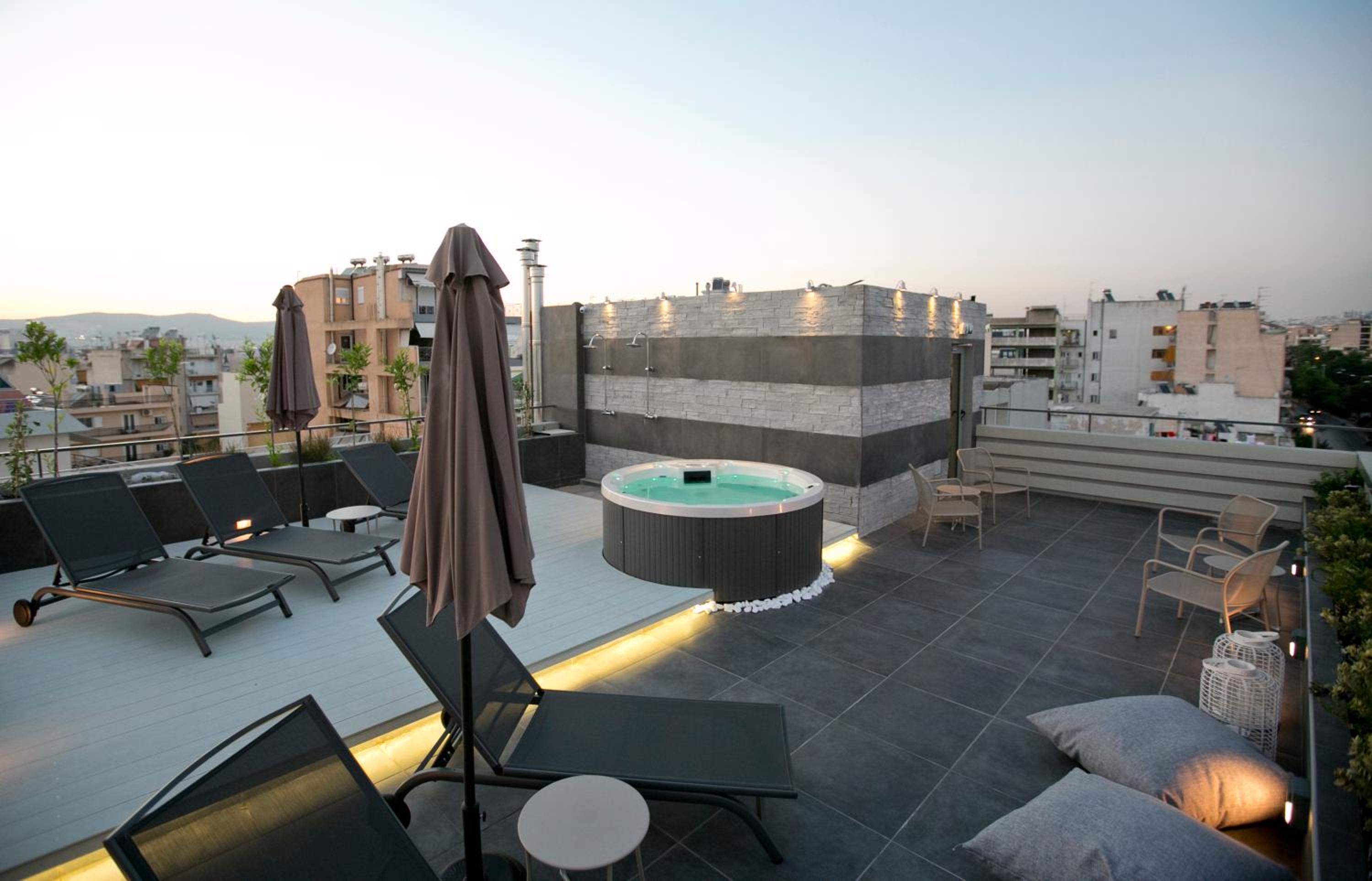 47 Luxury Suites
