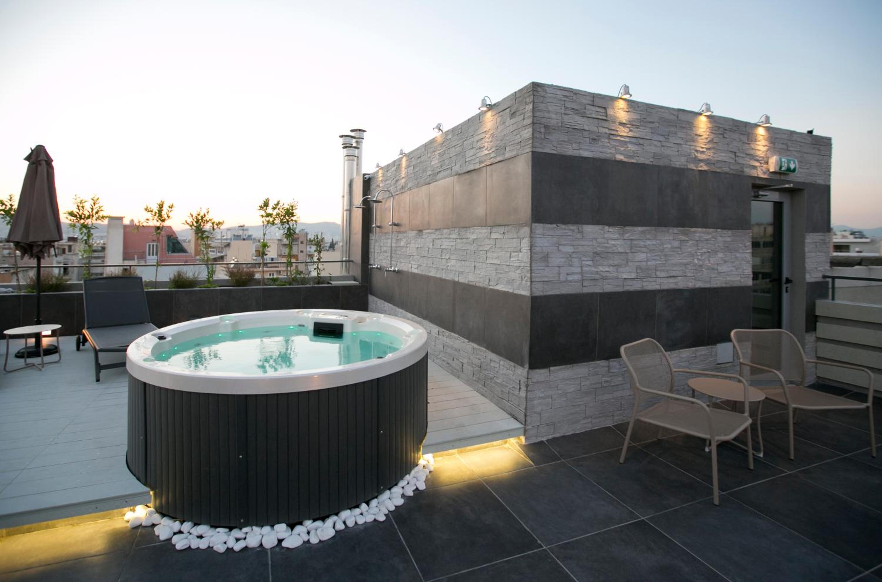 47 Luxury Suites