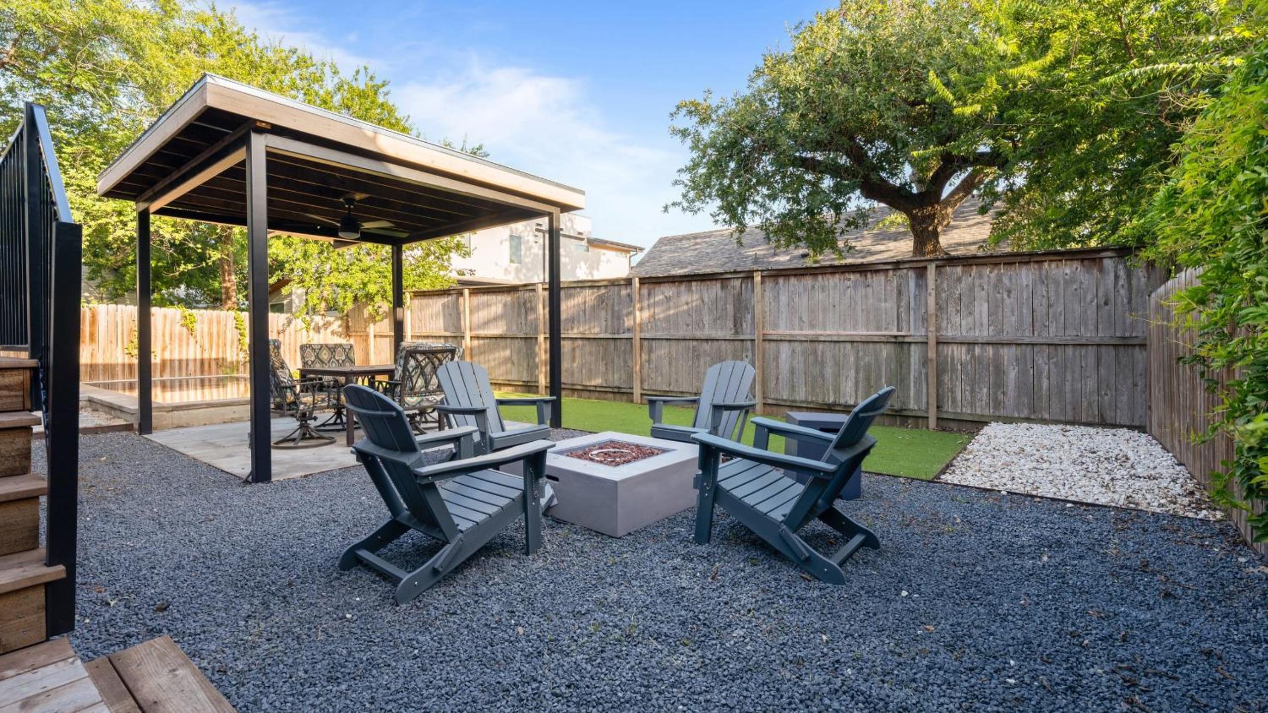 Casa Que Canta by AvantStay Private Pool Firepit Walkable East Austin Gem