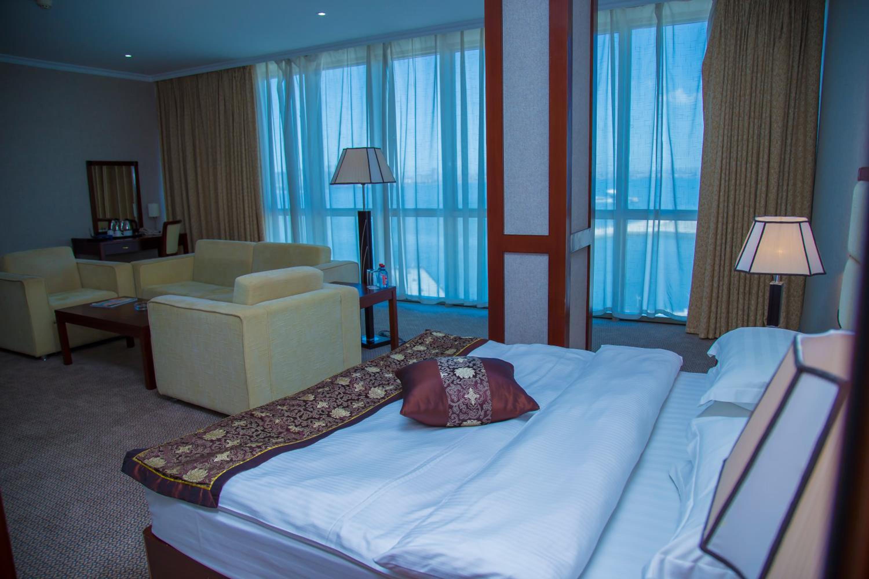 Golden Coast Hotel