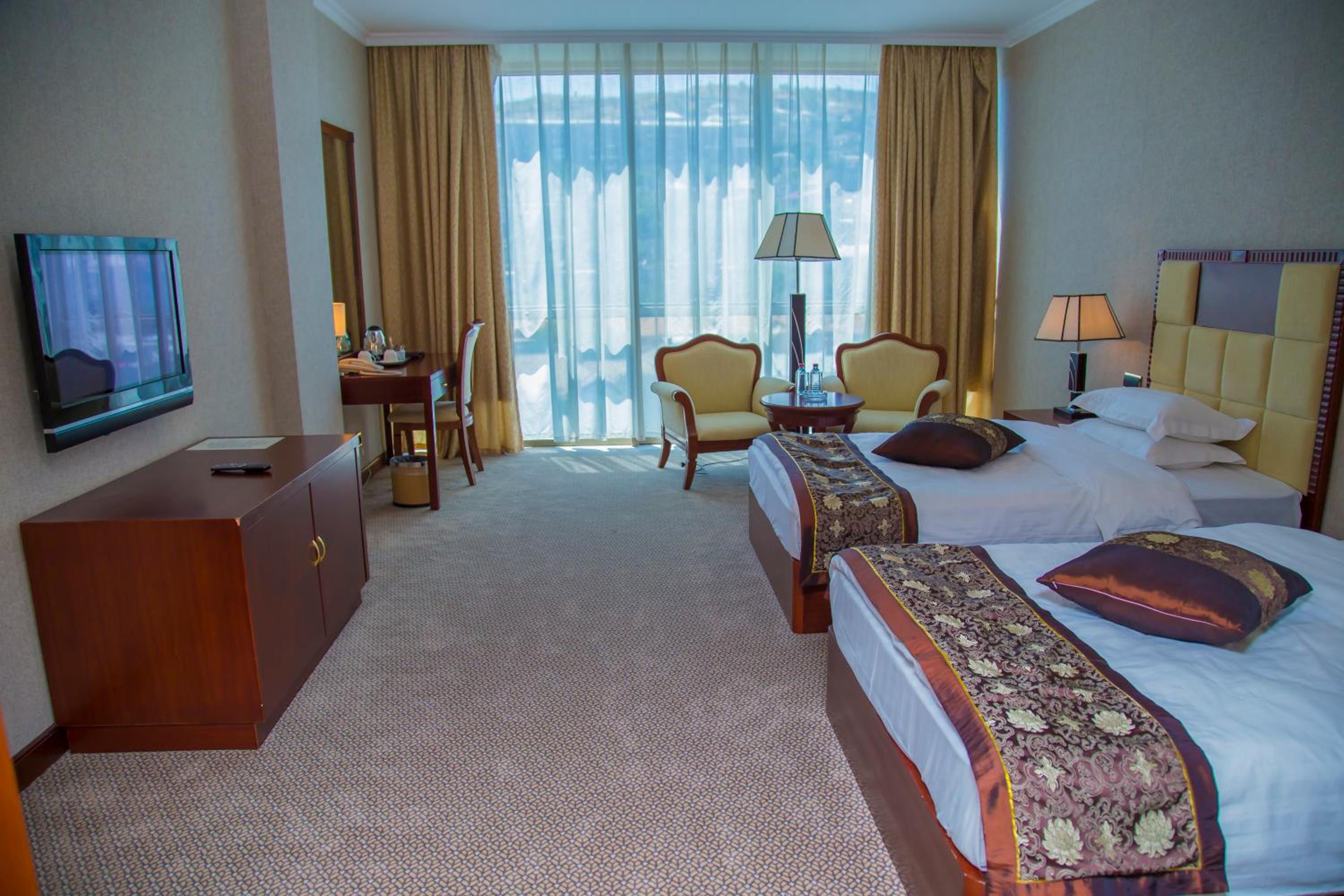 Golden Coast Hotel