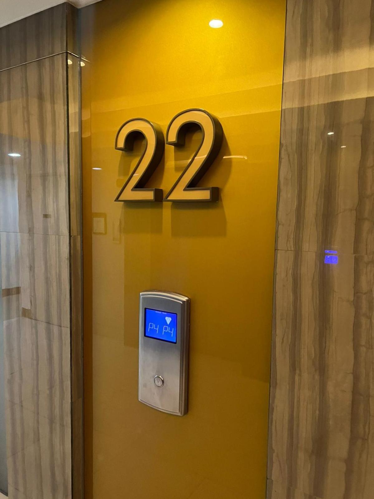 Hawaii Theme Ortigas MRT Ayala 30th Megamall Podium Free Netflix Fast Internet Pool