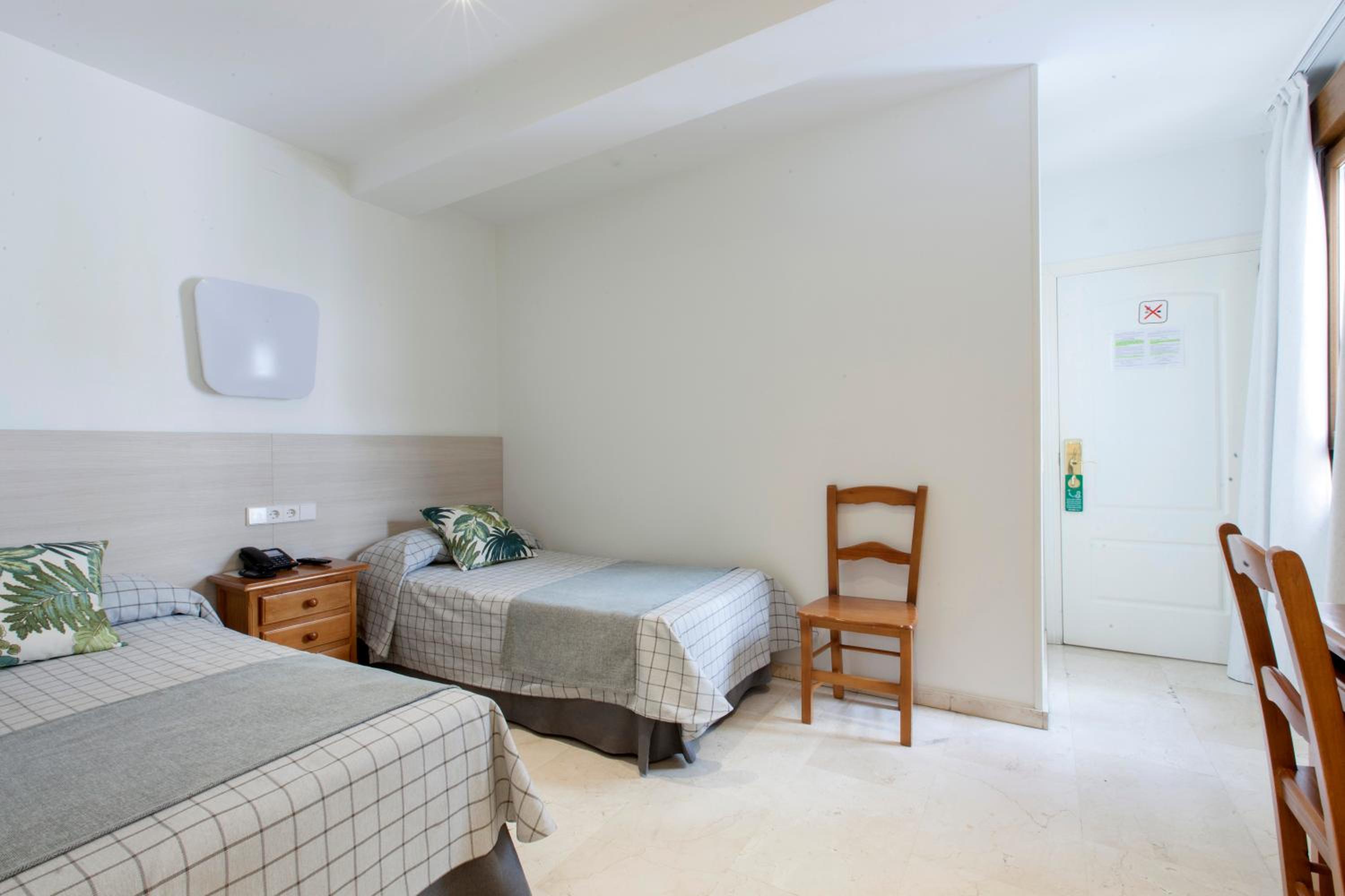 Hostal Castilla II Puerta del Sol
