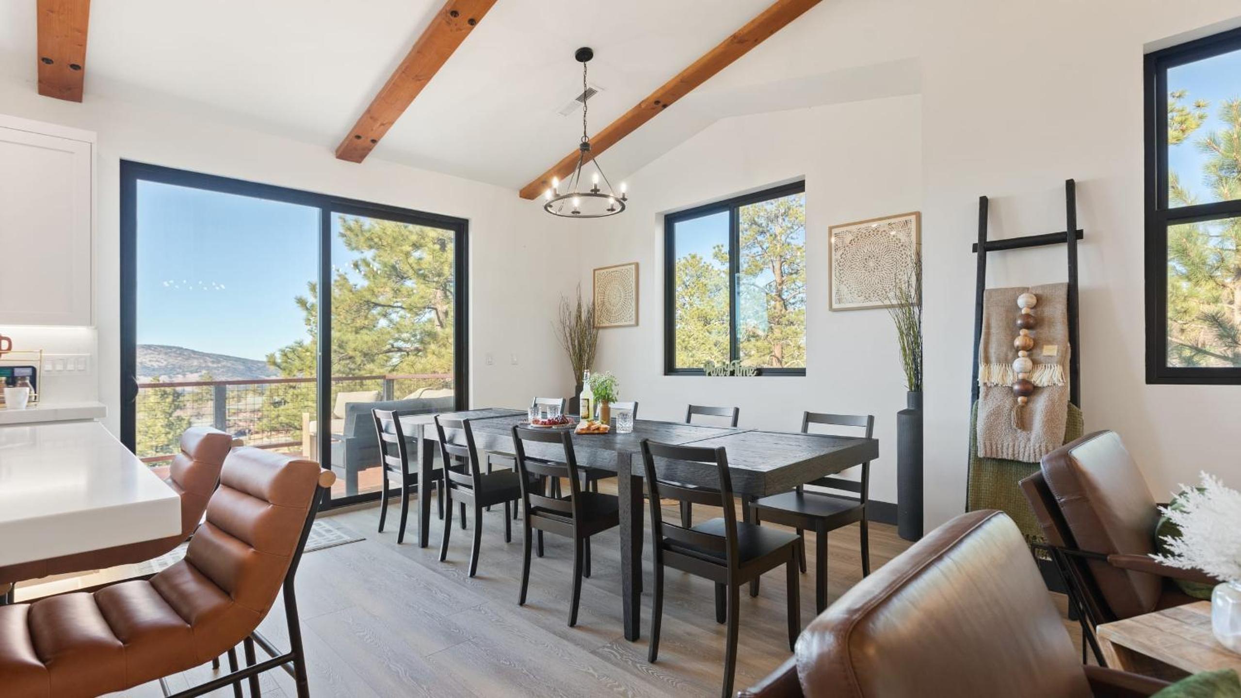 Modern Lodge Near Lake Village Snow Summit Game Room Decks Firepit Views