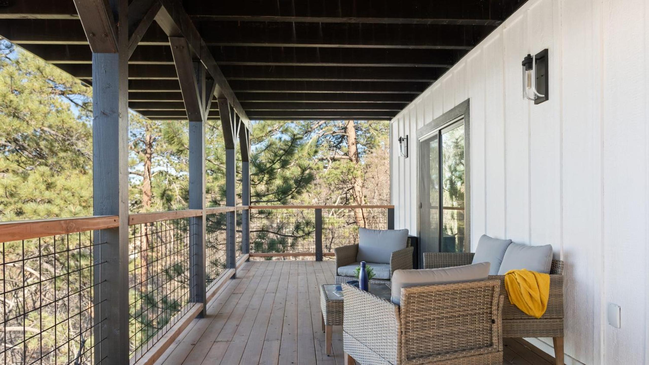 Modern Lodge Near Lake Village Snow Summit Game Room Decks Firepit Views