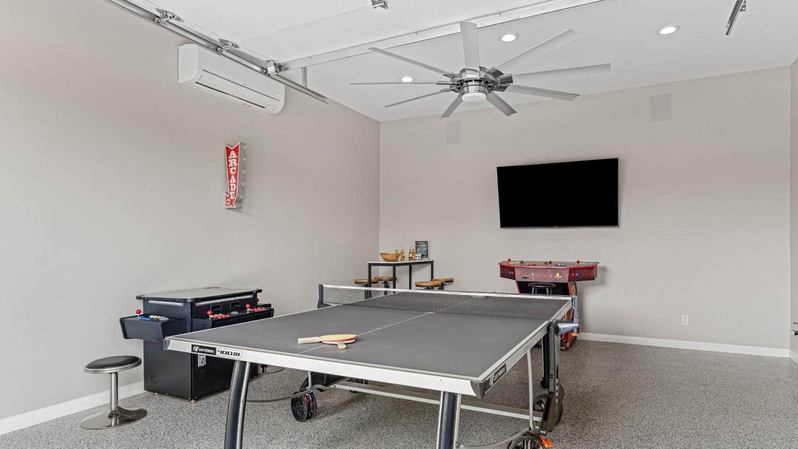 Pool Sports Court Game Garage Fire Pit Olivano Ranch by AvantStay