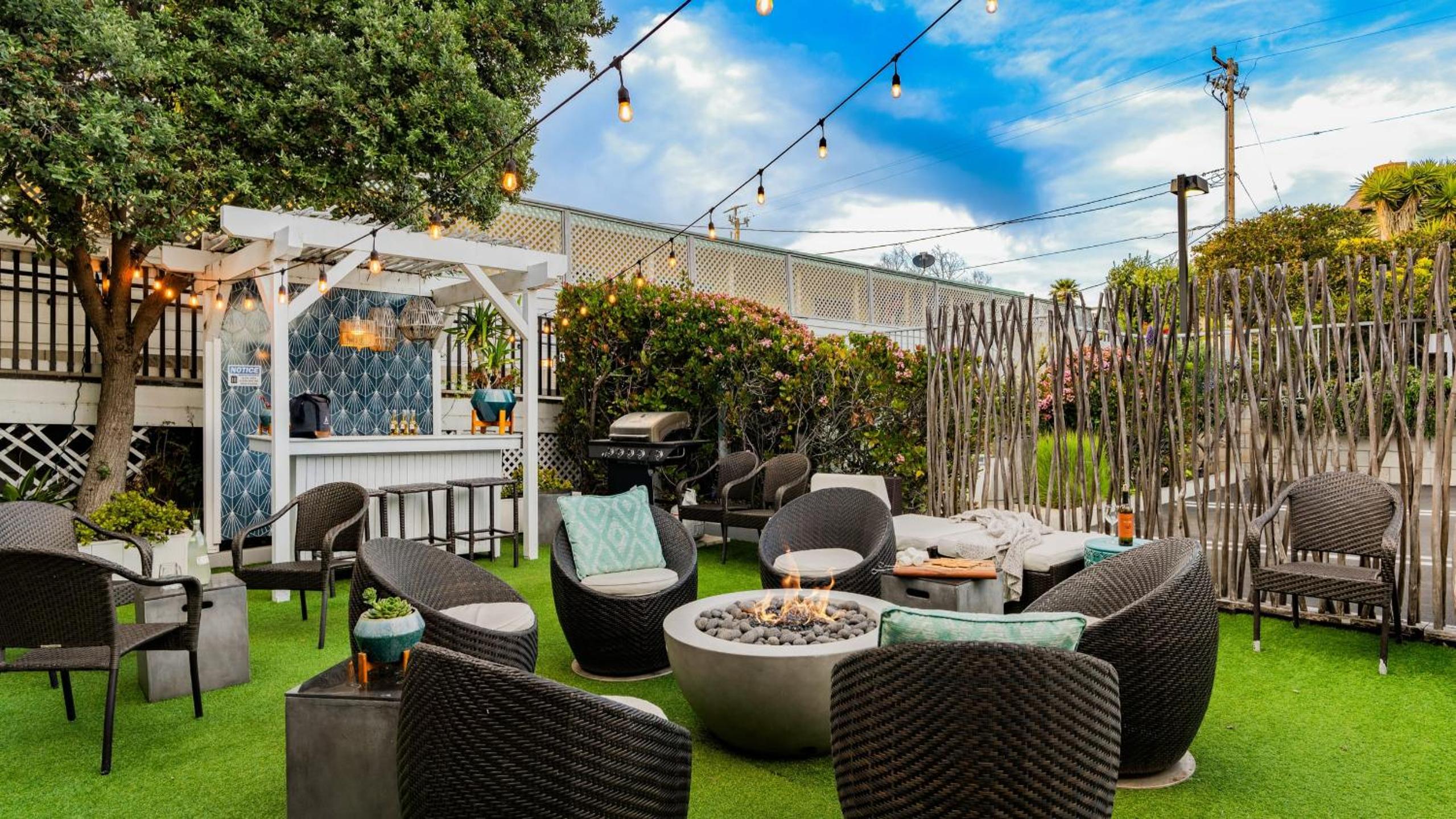 Cayucos Duo 2 Bungalows w Views Lounge Space Pet Friendly