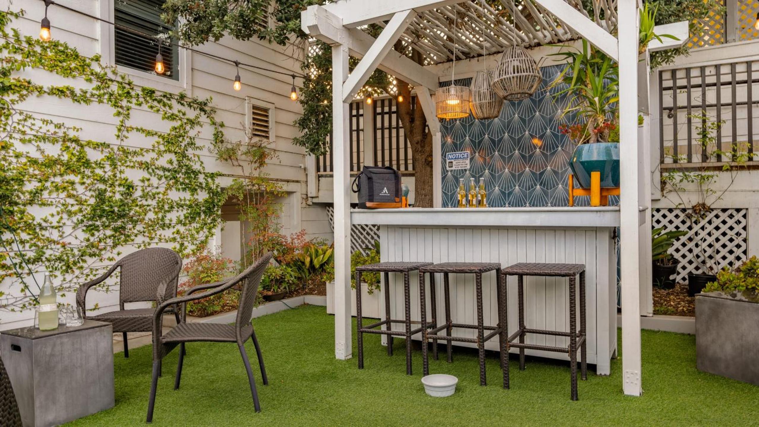 Cayucos Duo 2 Bungalows w Views Lounge Space Pet Friendly