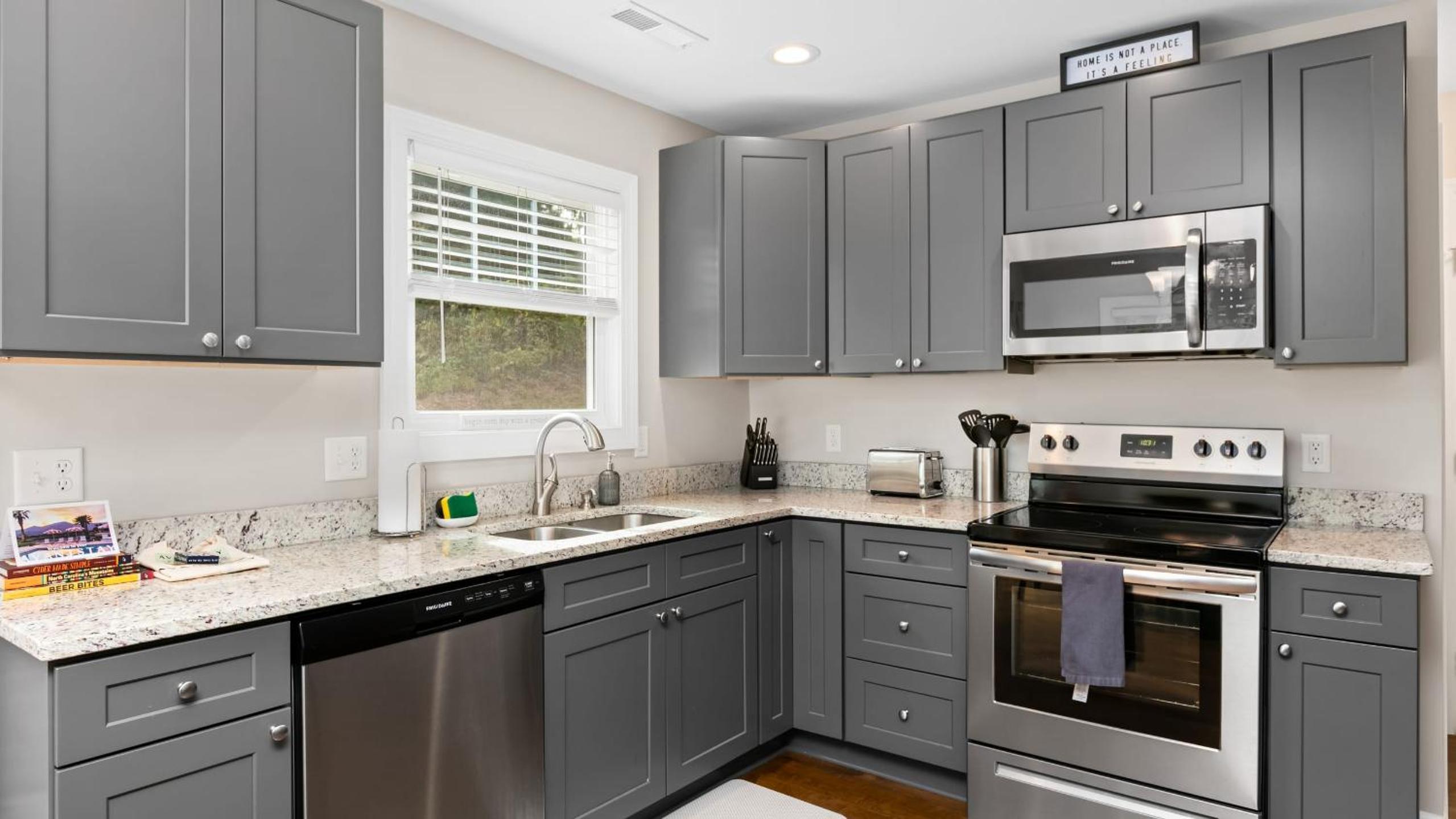 Cypress Willow Buyout by AvantStay 2 Home Buyout Sleeps 16