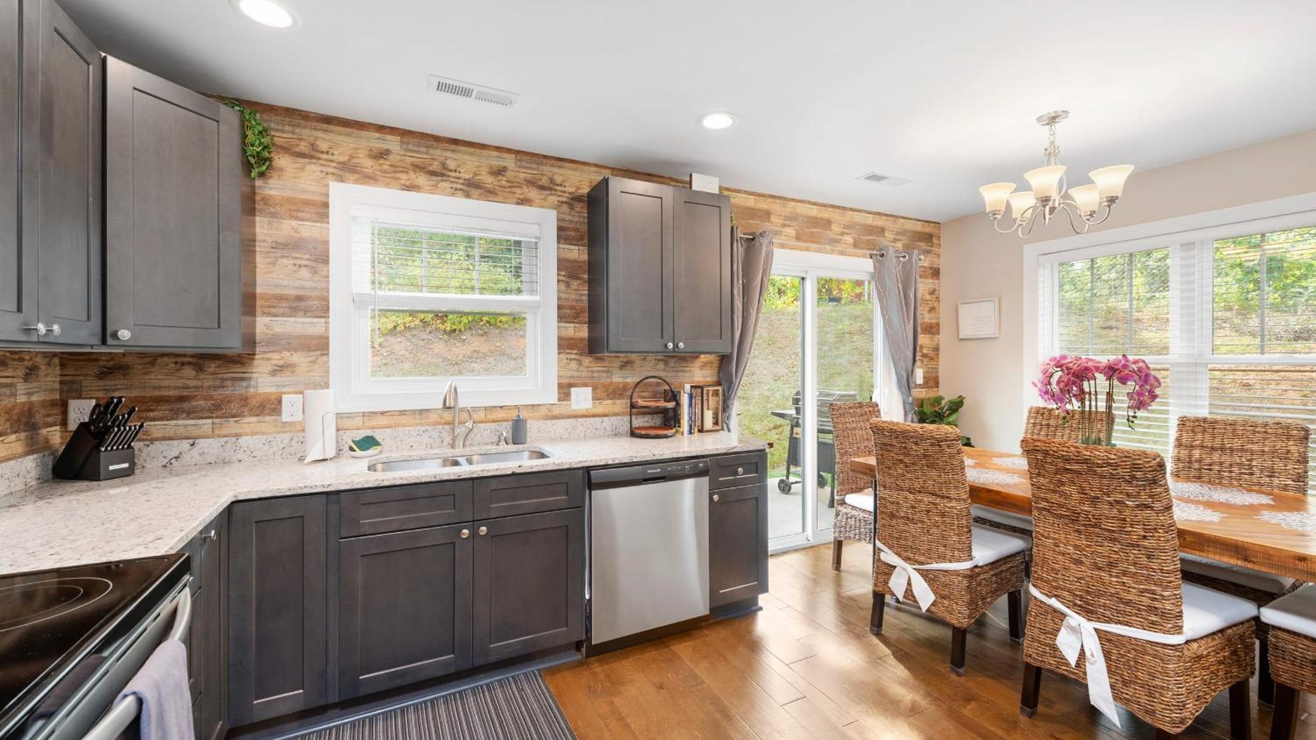 Cypress Willow Buyout by AvantStay 2 Home Buyout Sleeps 16