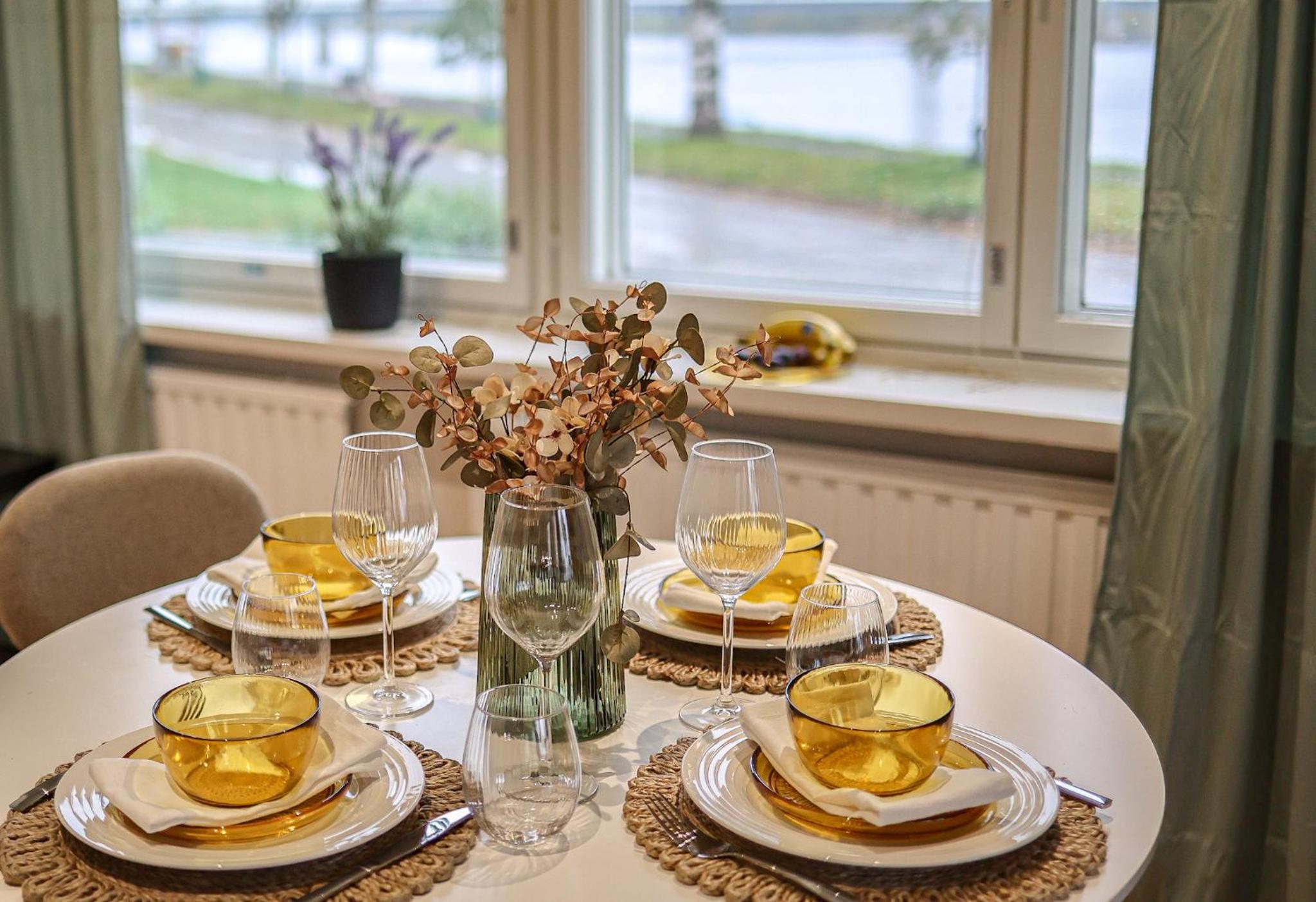 Riverside Serenity Apartment
