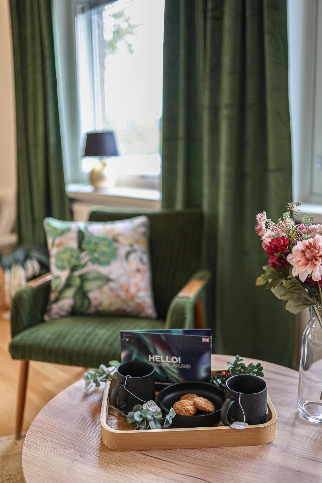 Riverside Serenity Apartment