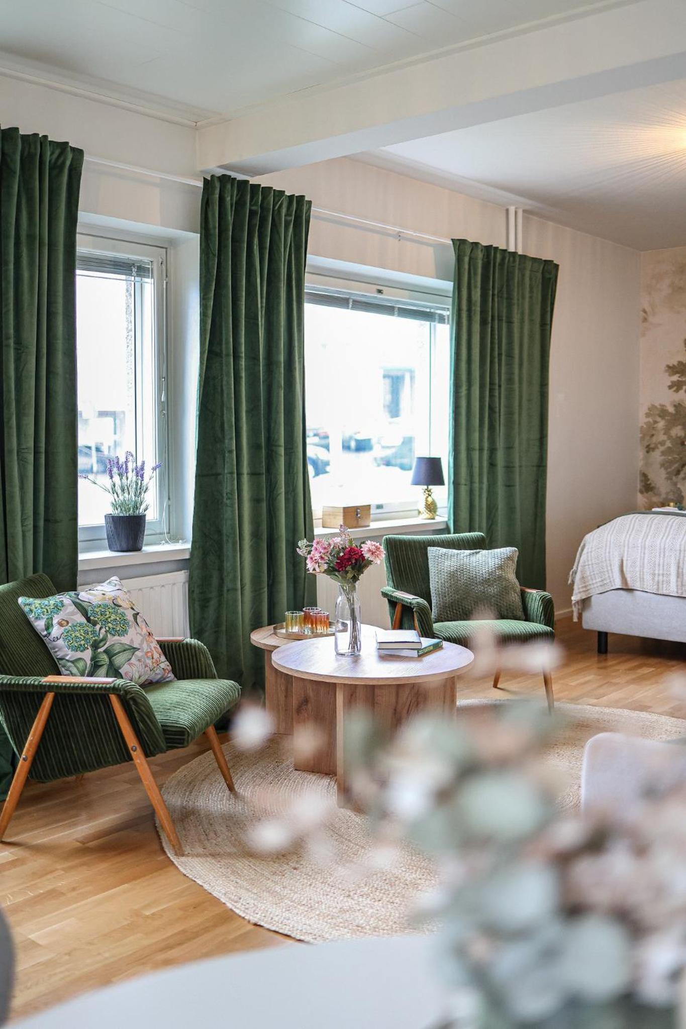 Riverside Serenity Apartment