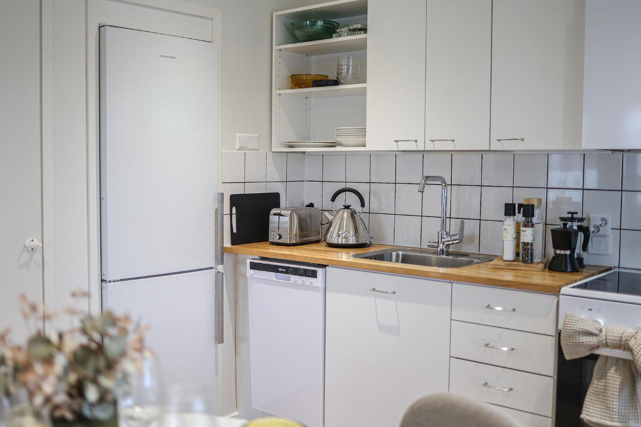 Riverside Serenity Apartment