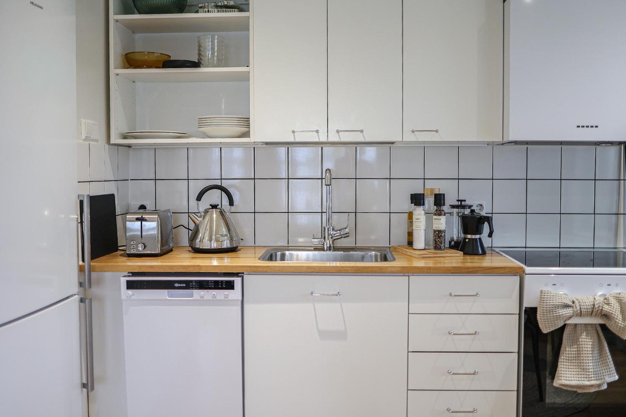 Riverside Serenity Apartment