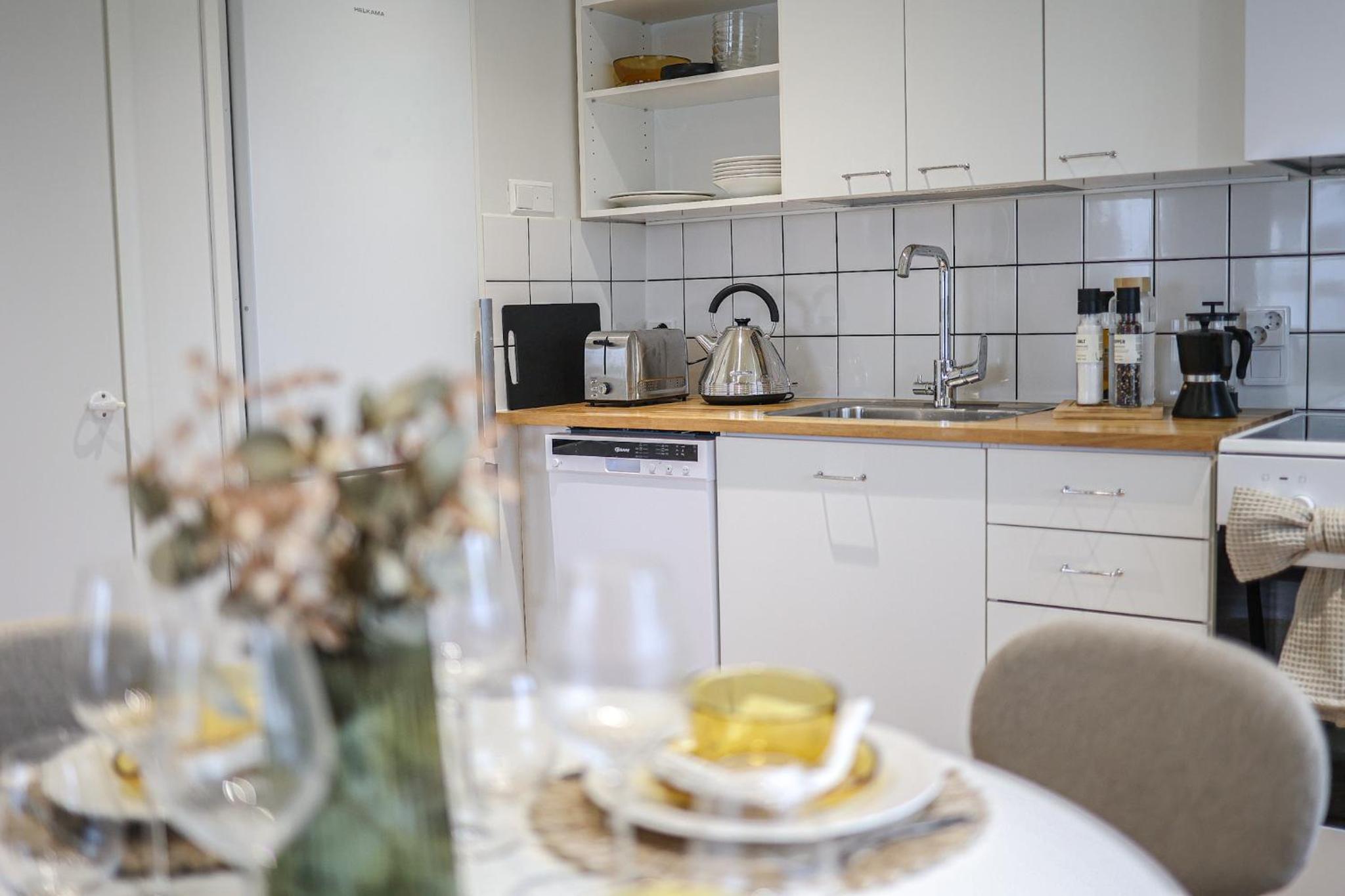Riverside Serenity Apartment