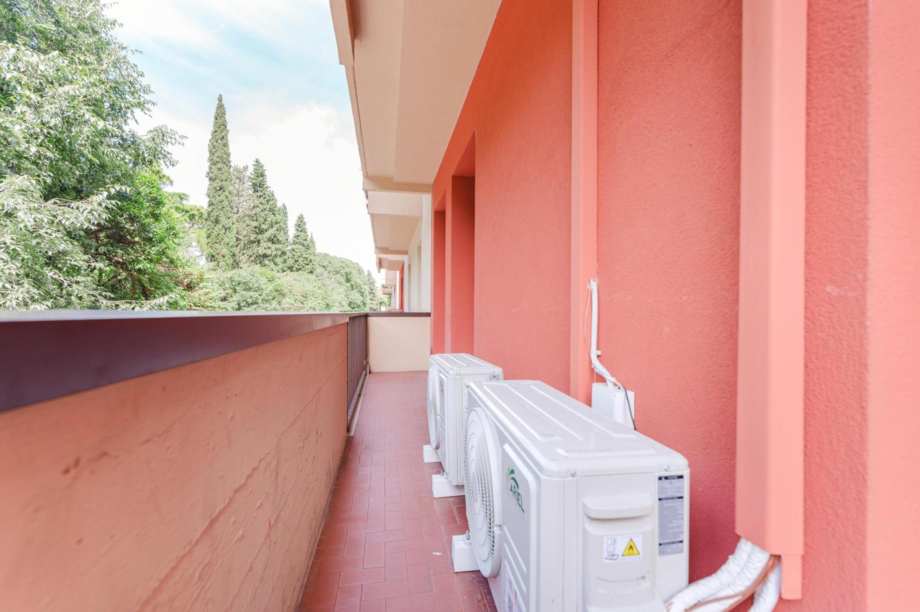 Parco delle Mura - tra Verona Centro e Stazione Treni