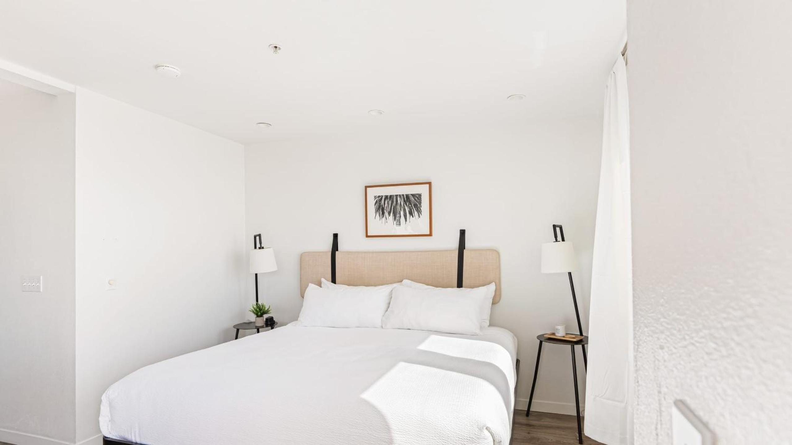2 Coastal Studios at Cayucus Beach Access Ocean Views