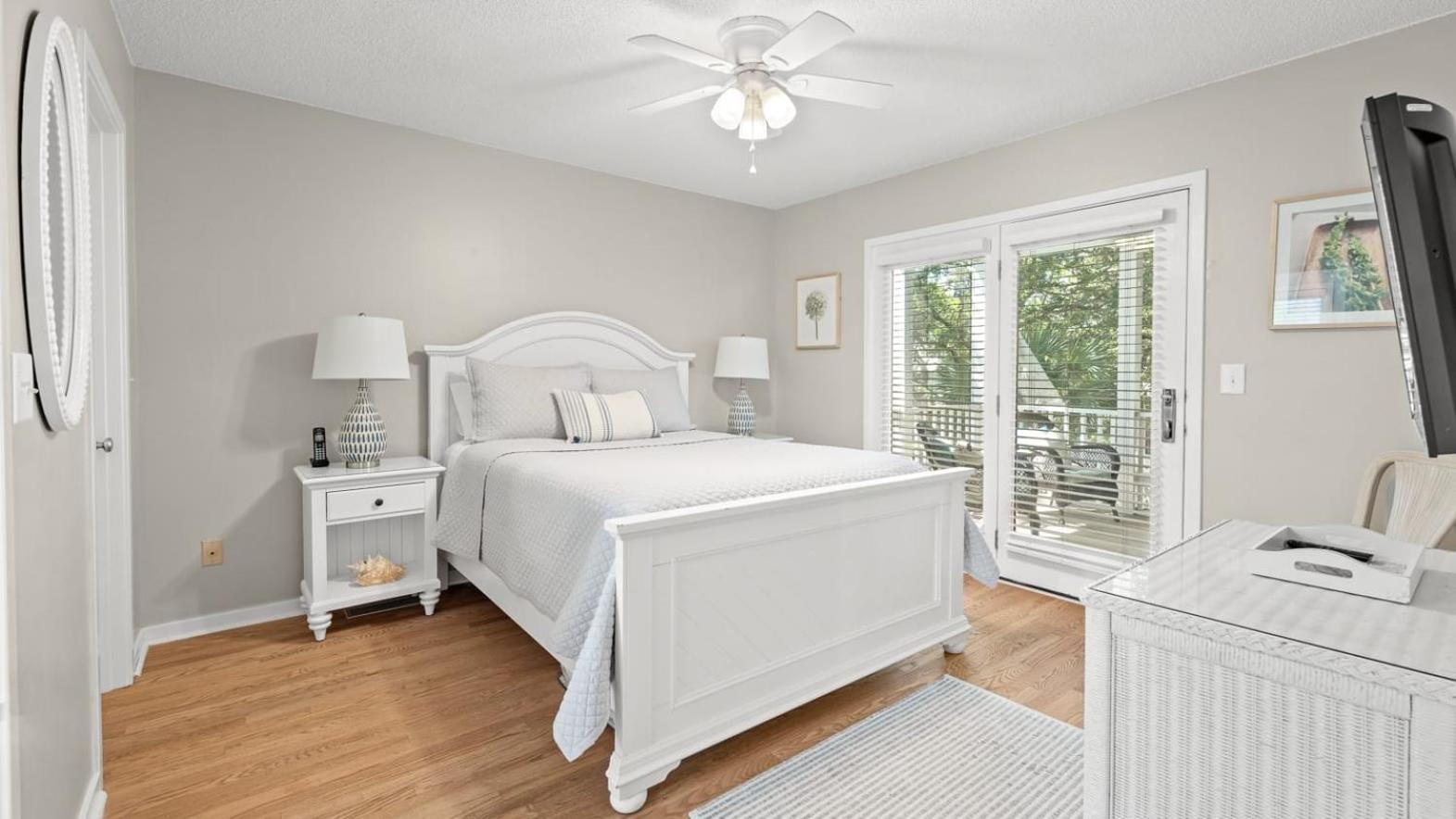 Steps to Beach Pool Screened Porch Pelican Bay 45 at Wild Dunes Resort