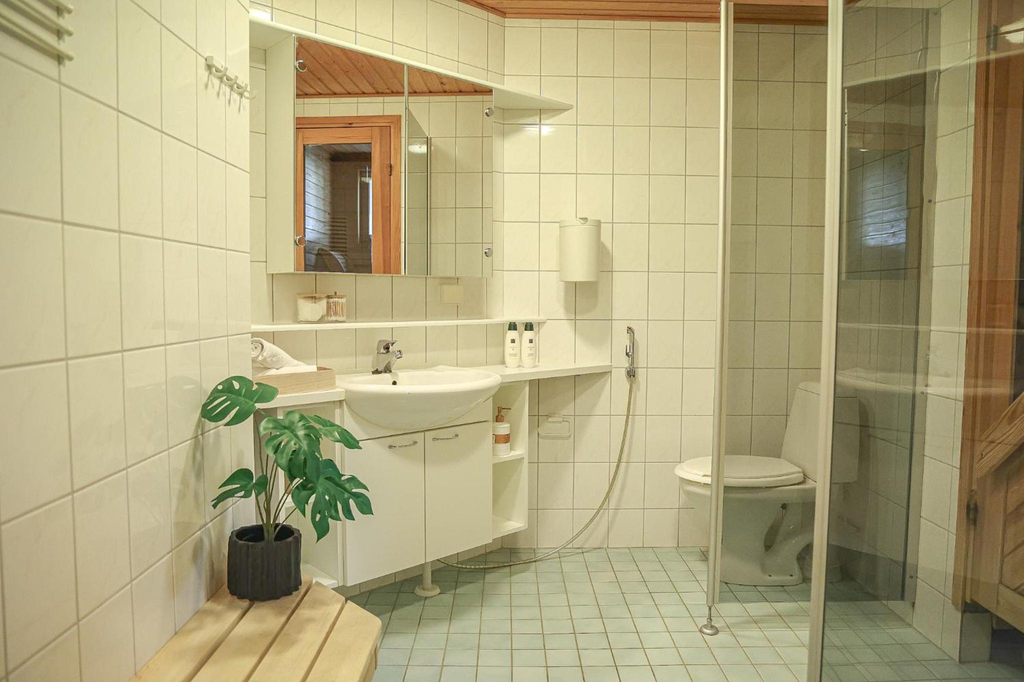 Aurora River View 3-Bedroom Apartment by BookLapland