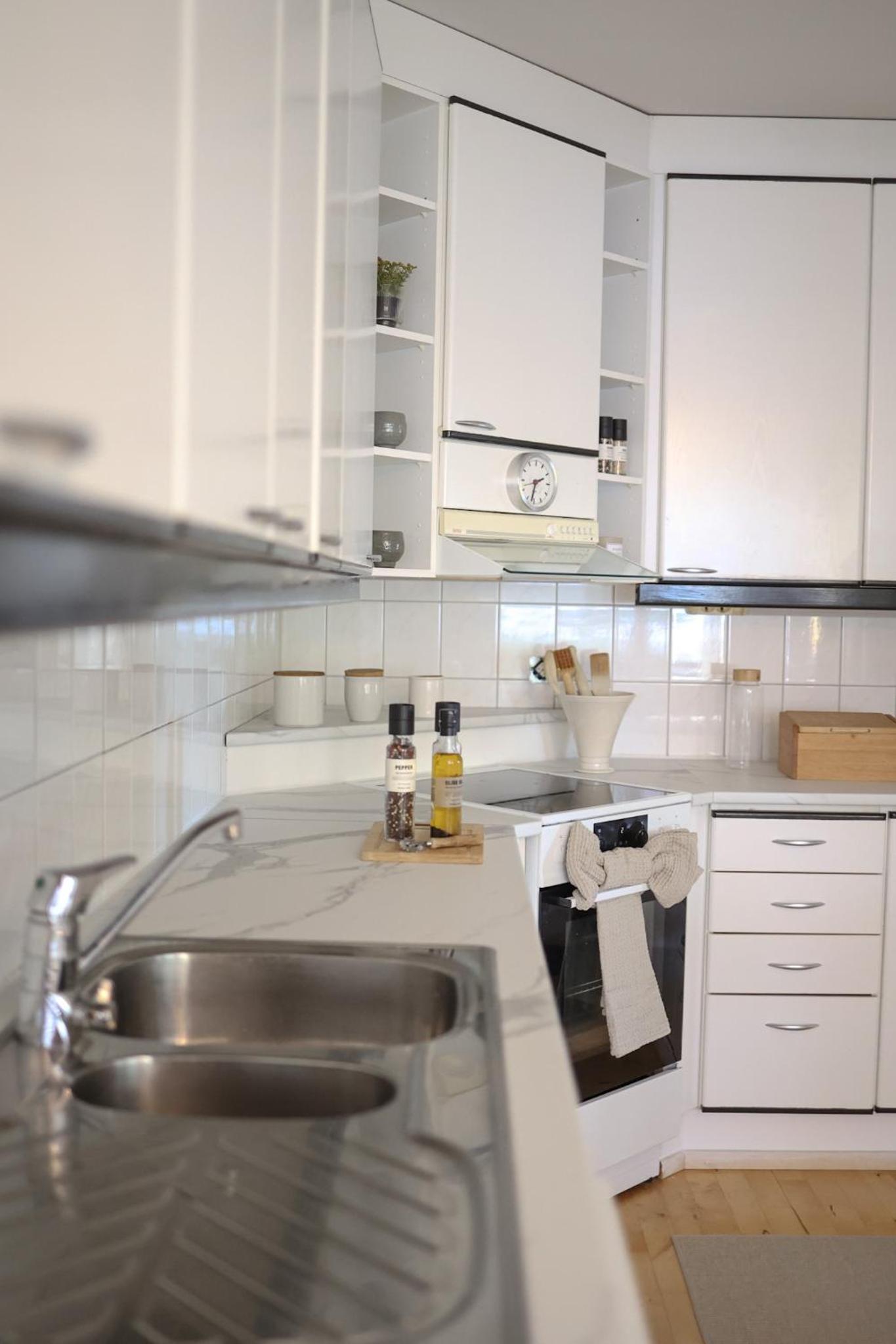 Aurora River View 3-Bedroom Apartment by BookLapland
