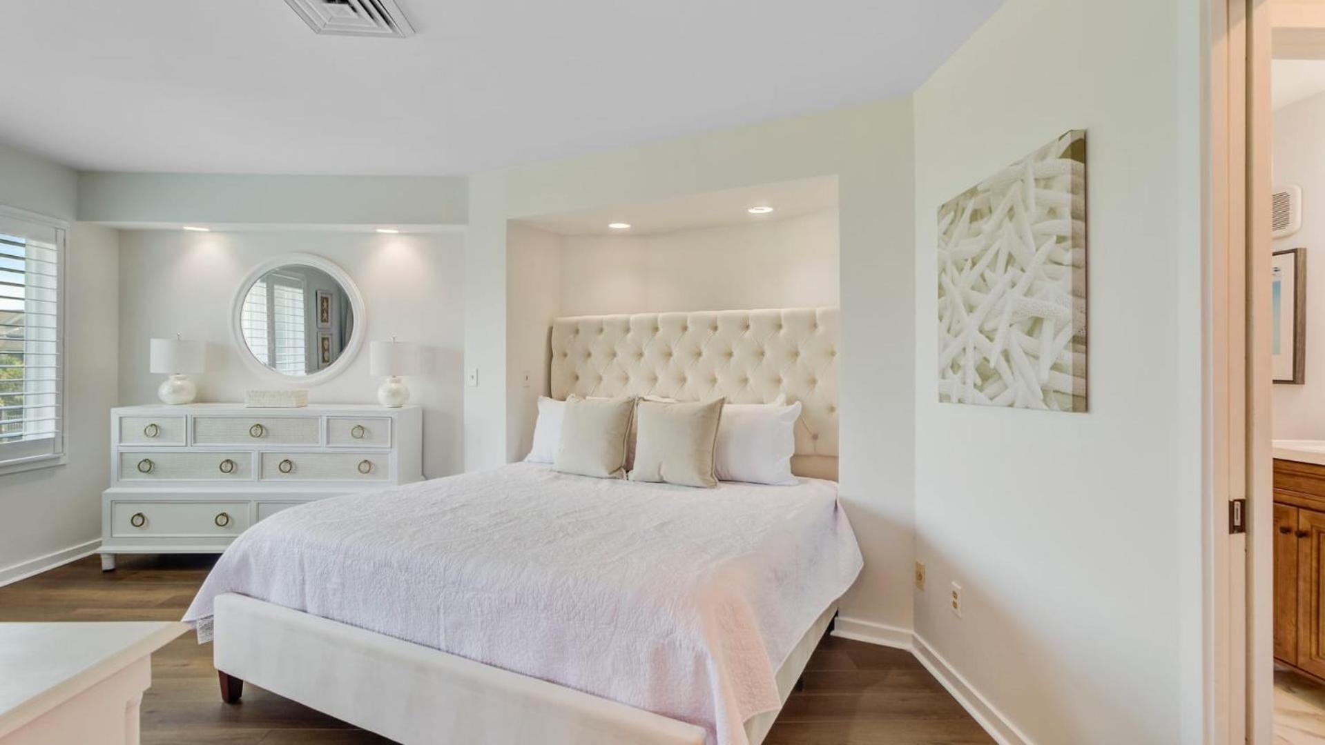 OceanView Condo Pool Balcony Beach Access 304 D Port O Call by AvantStay