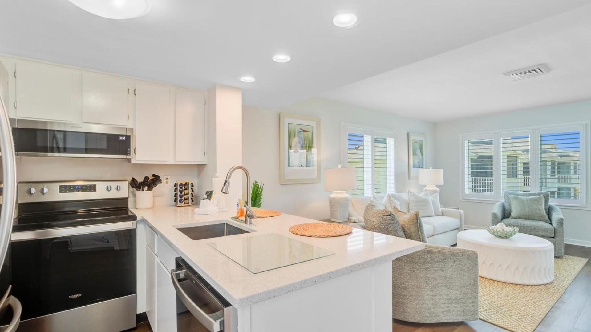 OceanView Condo Pool Balcony Beach Access 304 D Port O Call by AvantStay