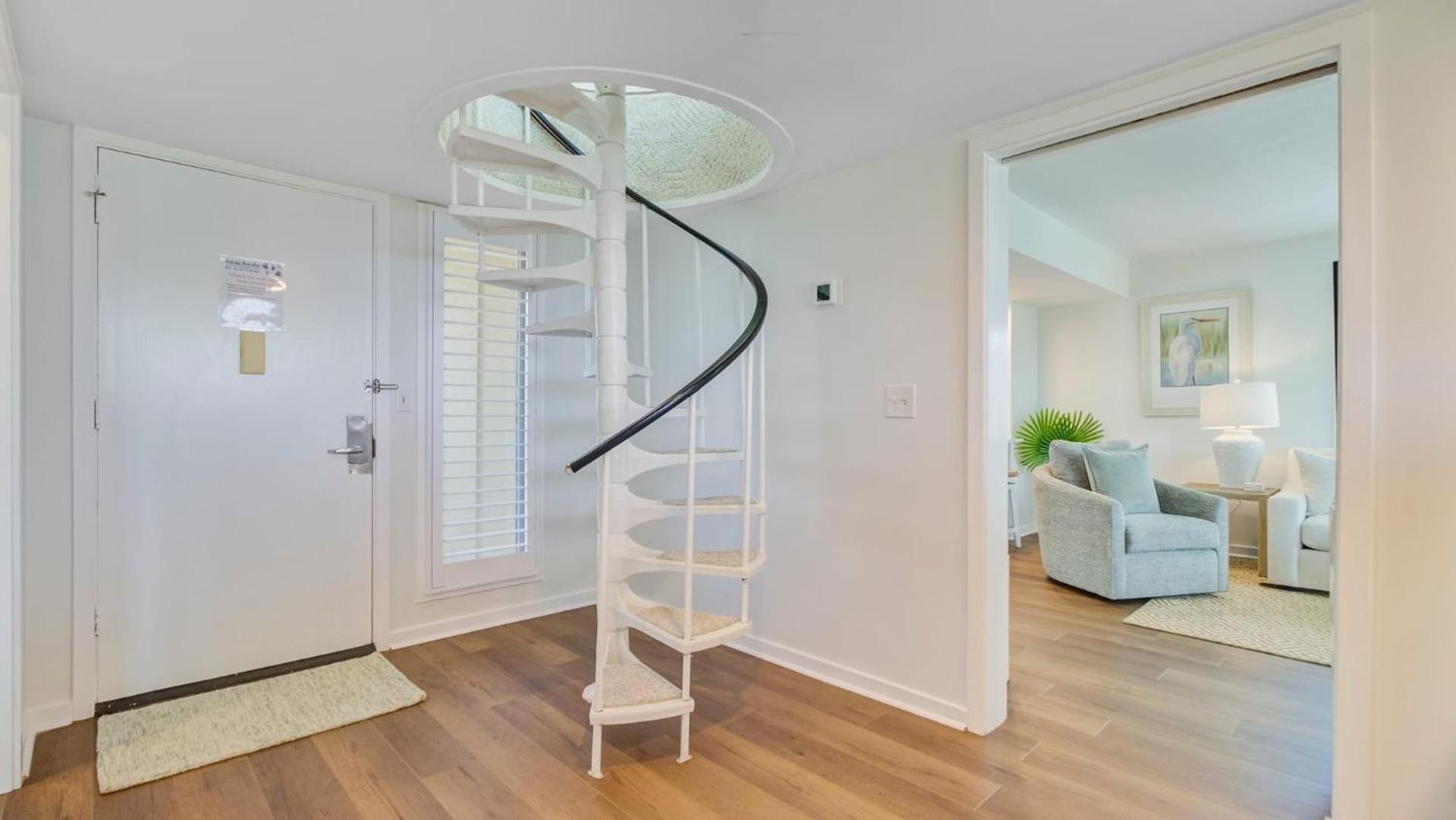 OceanView Condo Pool Balcony Beach Access 304 D Port O Call by AvantStay