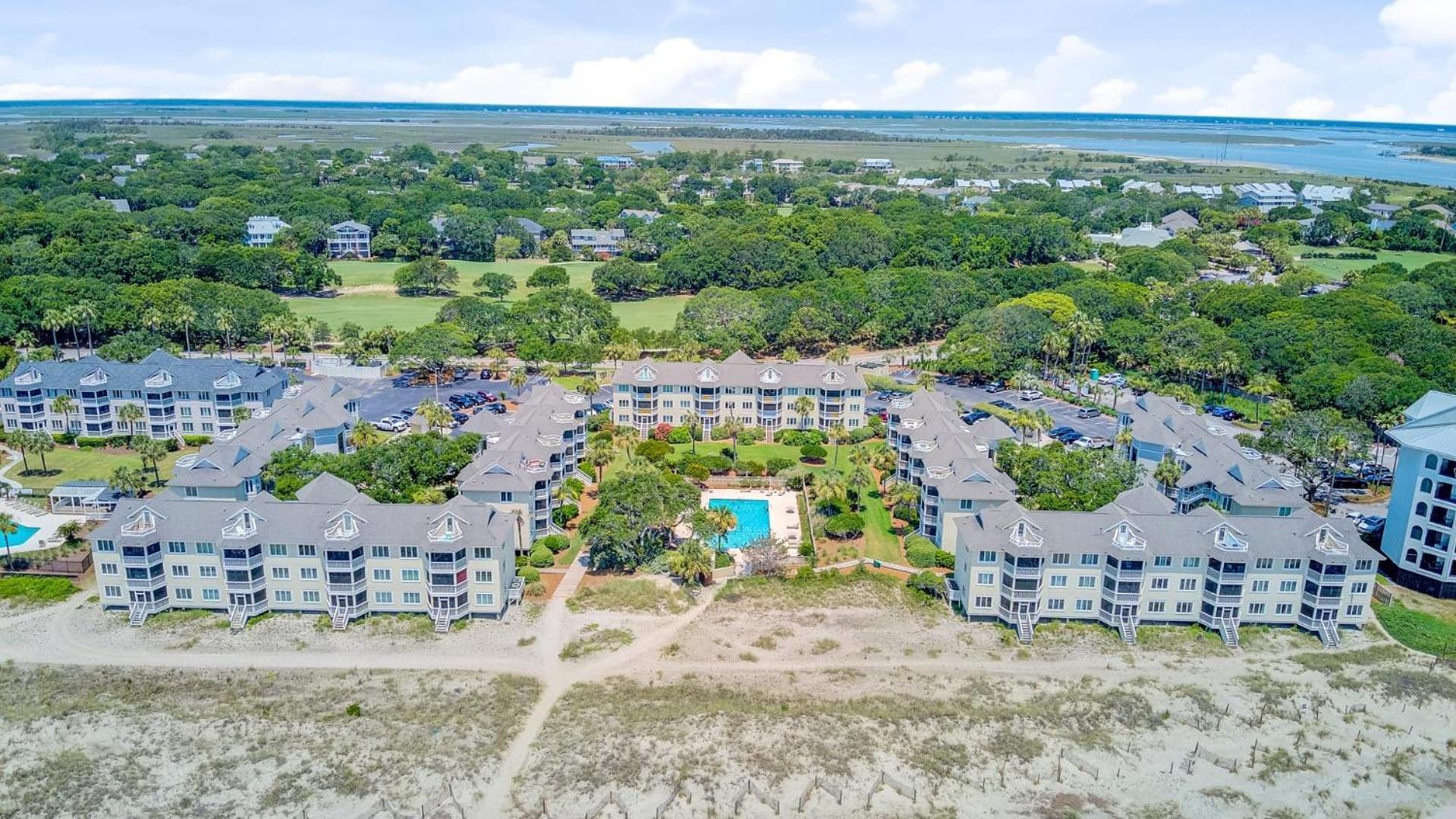 OceanView Condo Pool Balcony Beach Access 304 D Port O Call by AvantStay