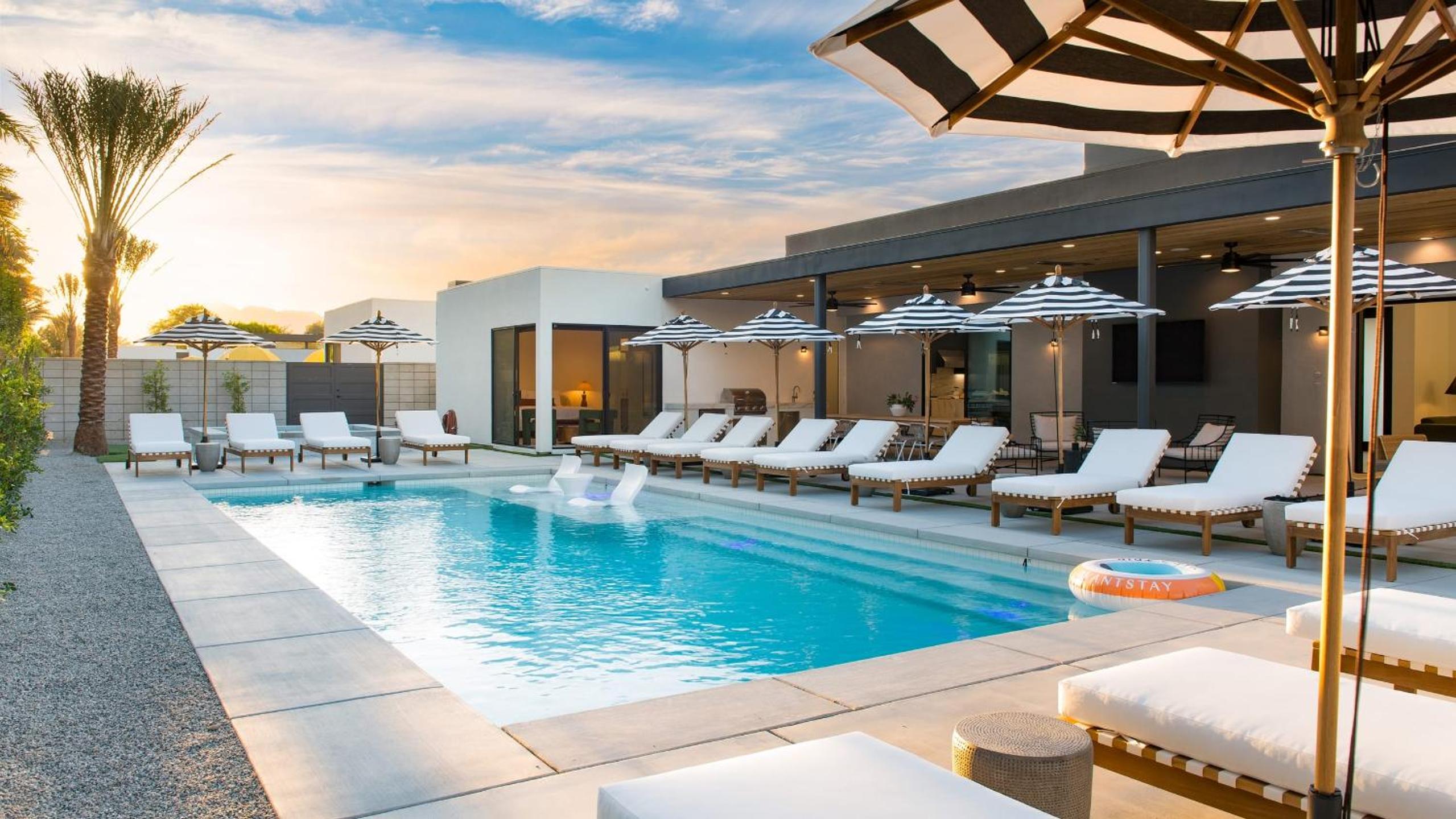 Sleeps 32 2 Villas Pool Putting GreenBocce Polo Villas Amara by AvantStay