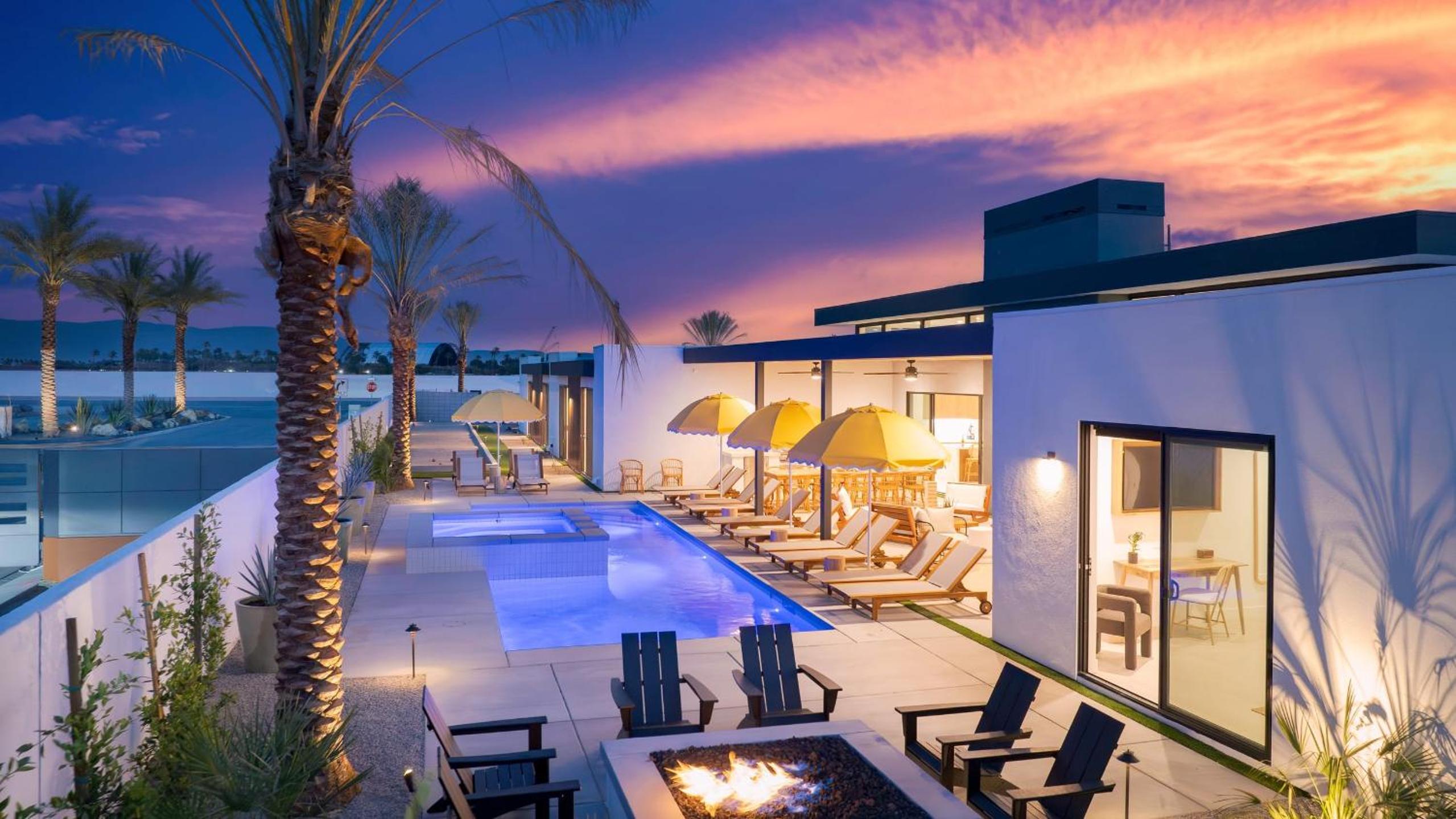Sleeps 32 2 Villas Pool Putting GreenBocce Polo Villas Amara by AvantStay