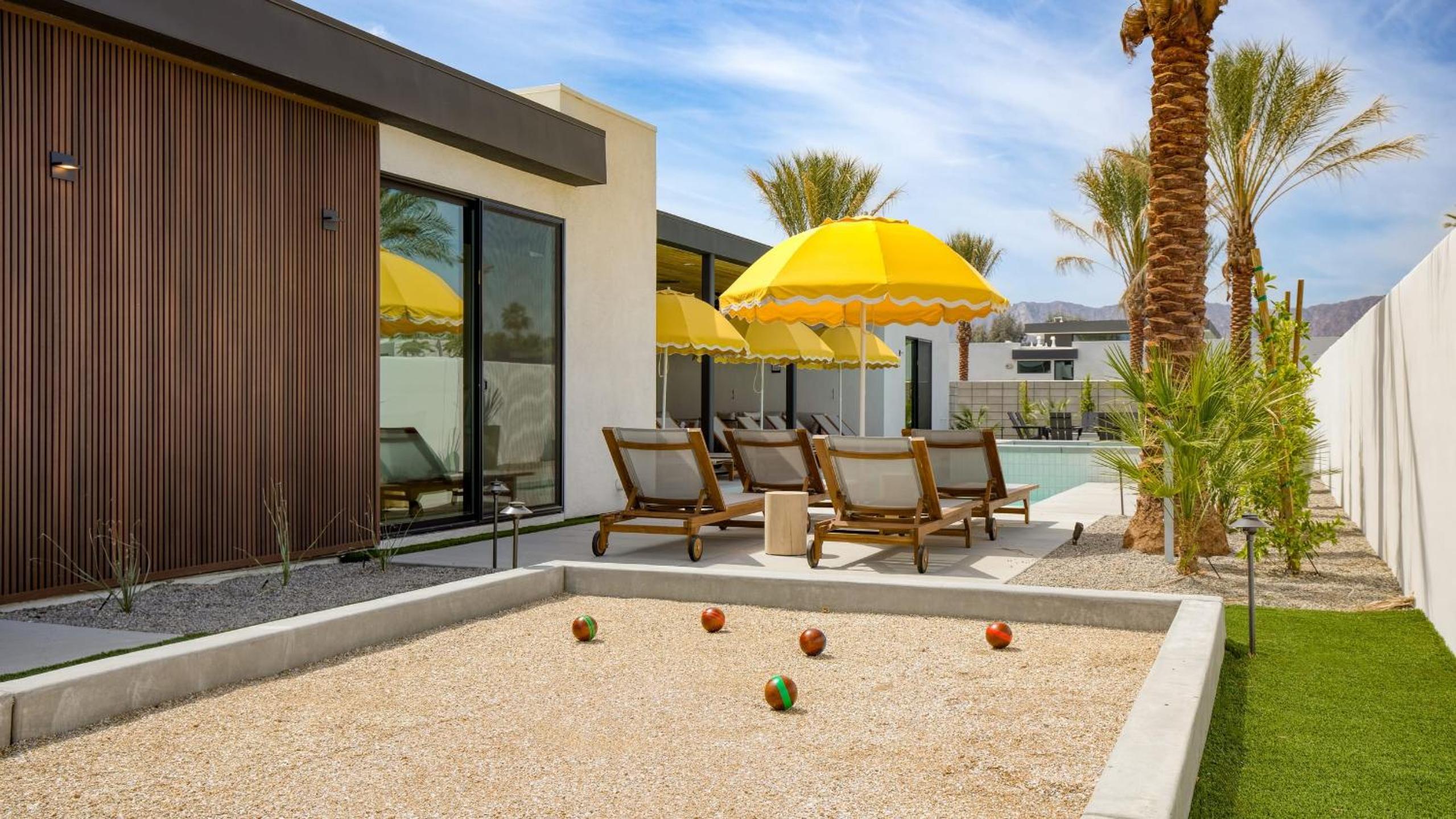 Sleeps 32 2 Villas Pool Putting GreenBocce Polo Villas Amara by AvantStay