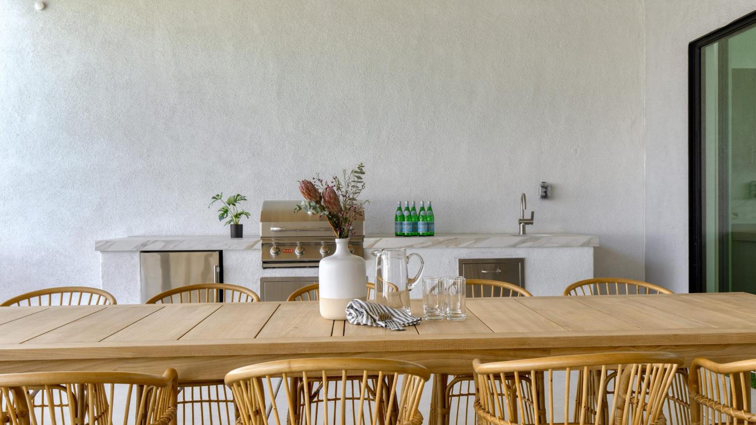 Sleeps 32 2 Villas Pool Putting GreenBocce Polo Villas Amara by AvantStay