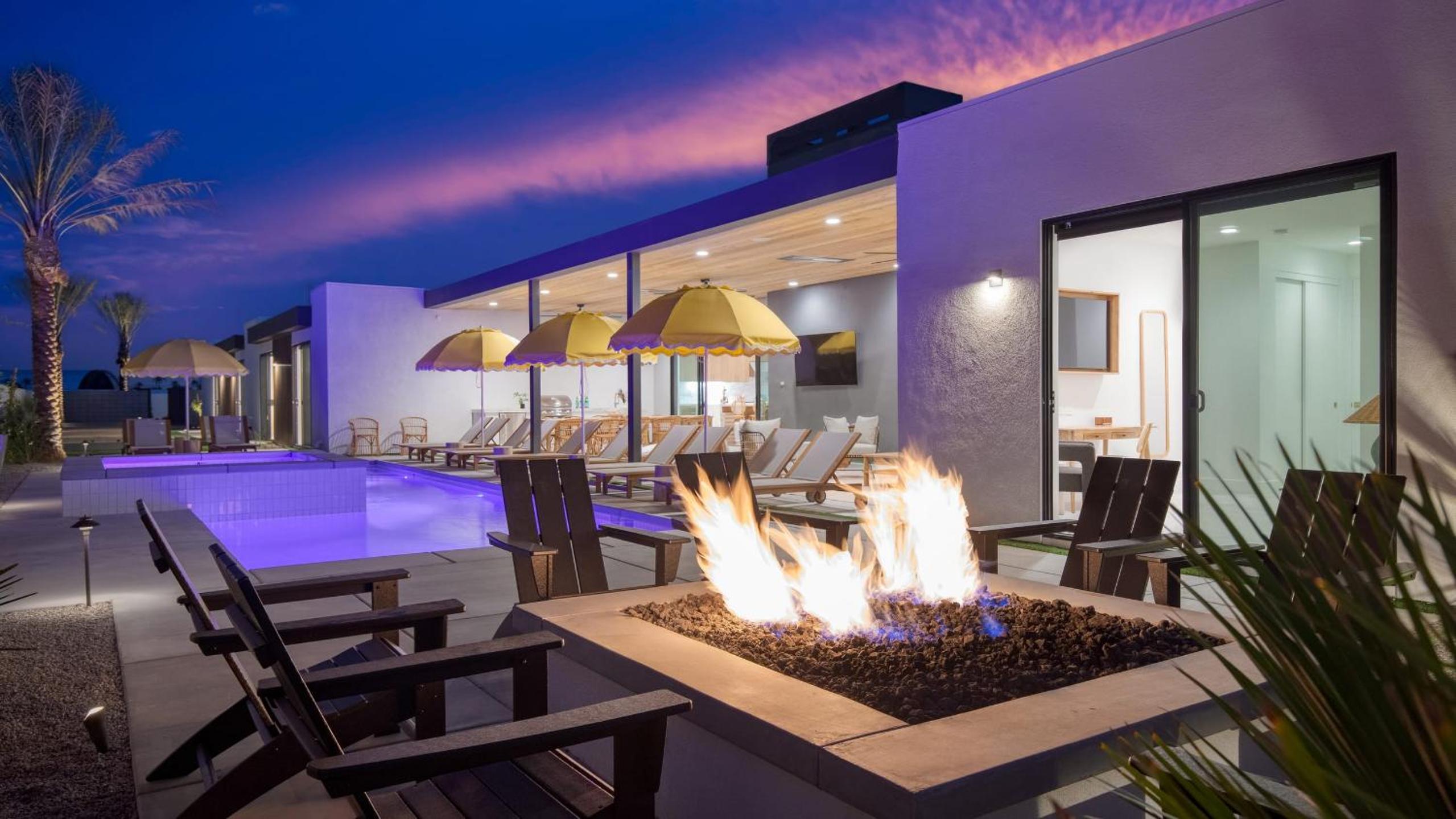 Sleeps 32 2 Villas Pool Putting GreenBocce Polo Villas Amara by AvantStay