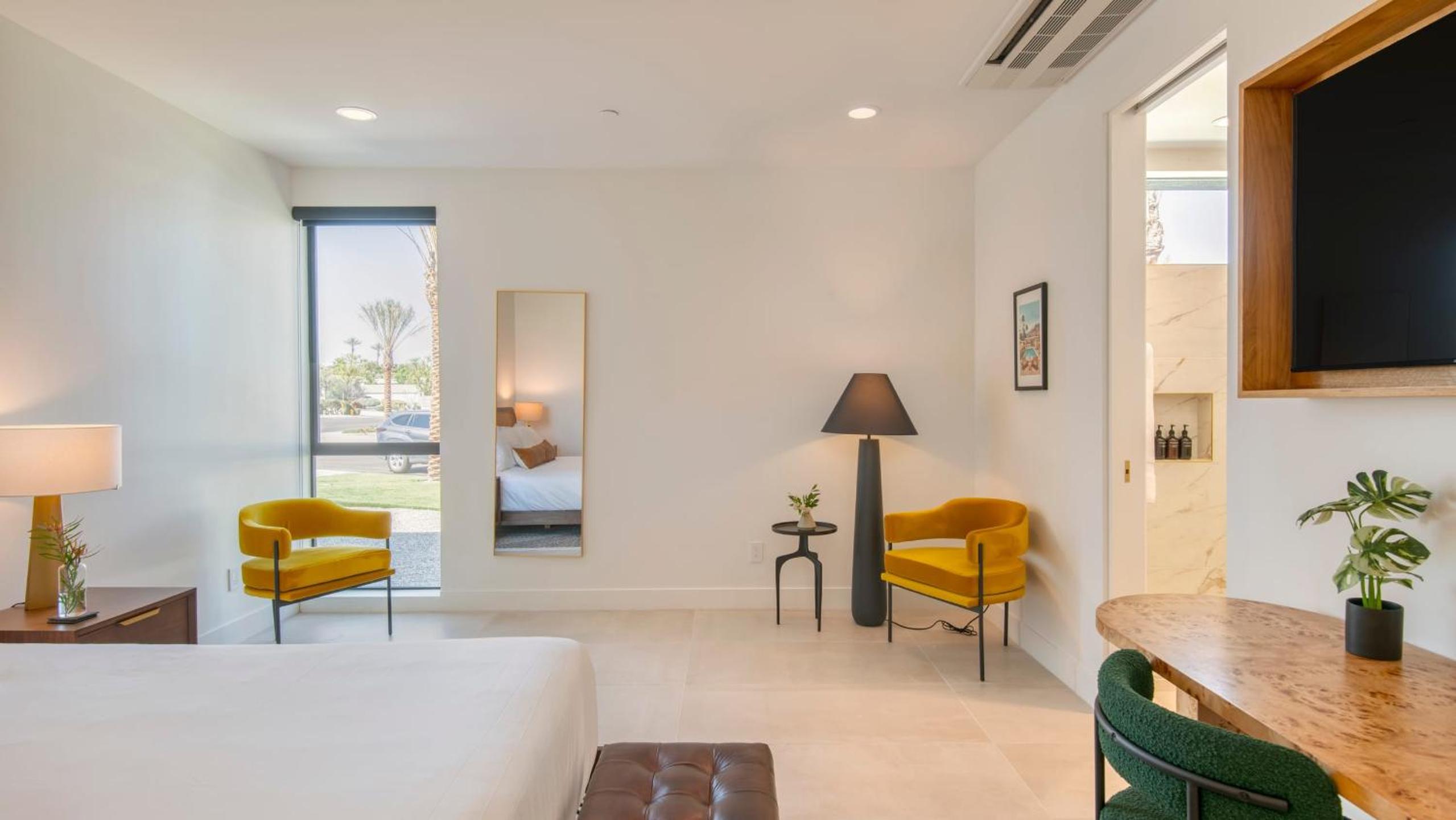 Sleeps 32 2 Villas Pool Putting GreenBocce Polo Villas Amara by AvantStay