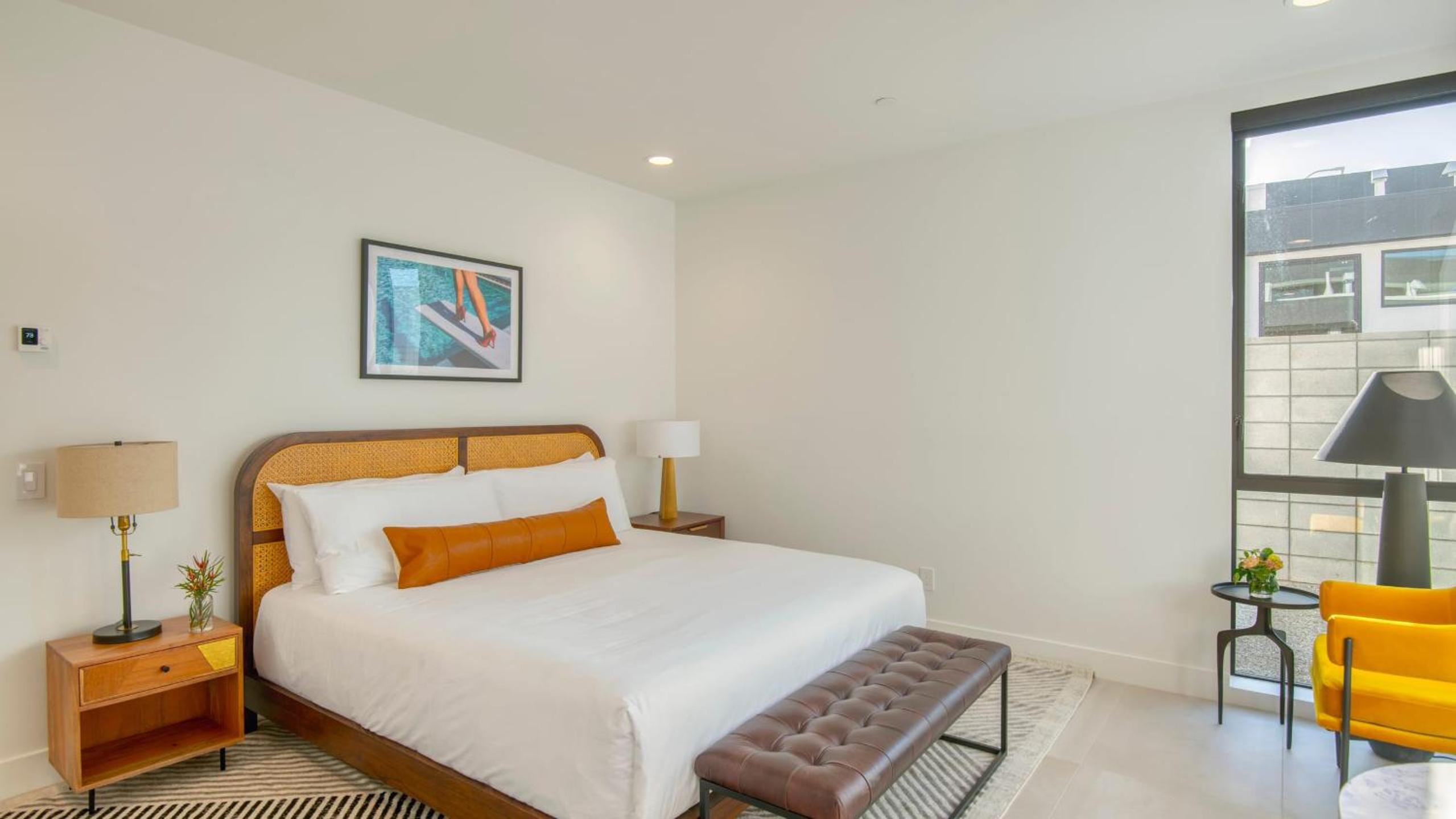 Sleeps 32 2 Villas Pool Putting GreenBocce Polo Villas Amara by AvantStay