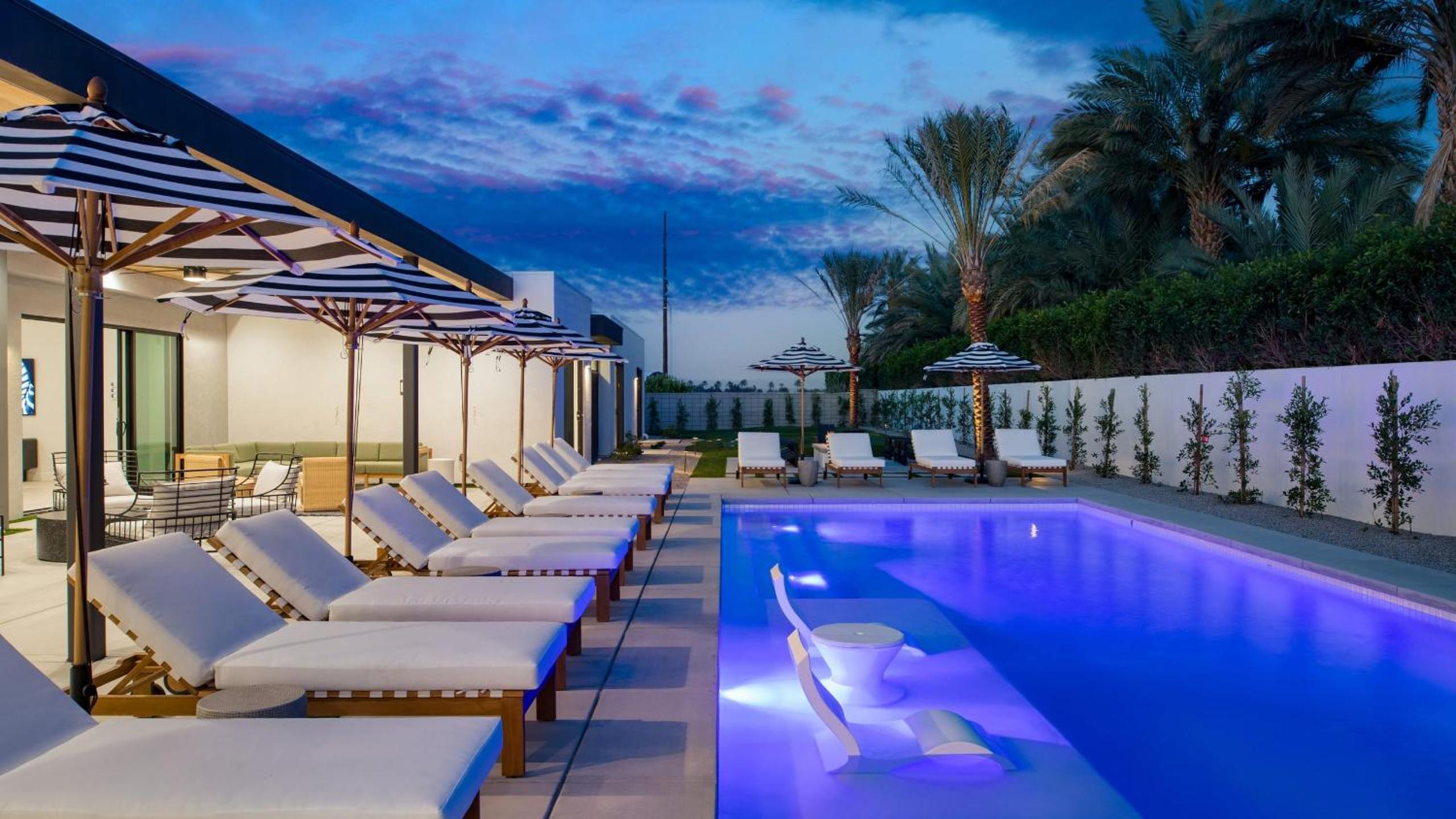Sleeps 32 2 Villas Pool Putting GreenBocce Polo Villas Amara by AvantStay